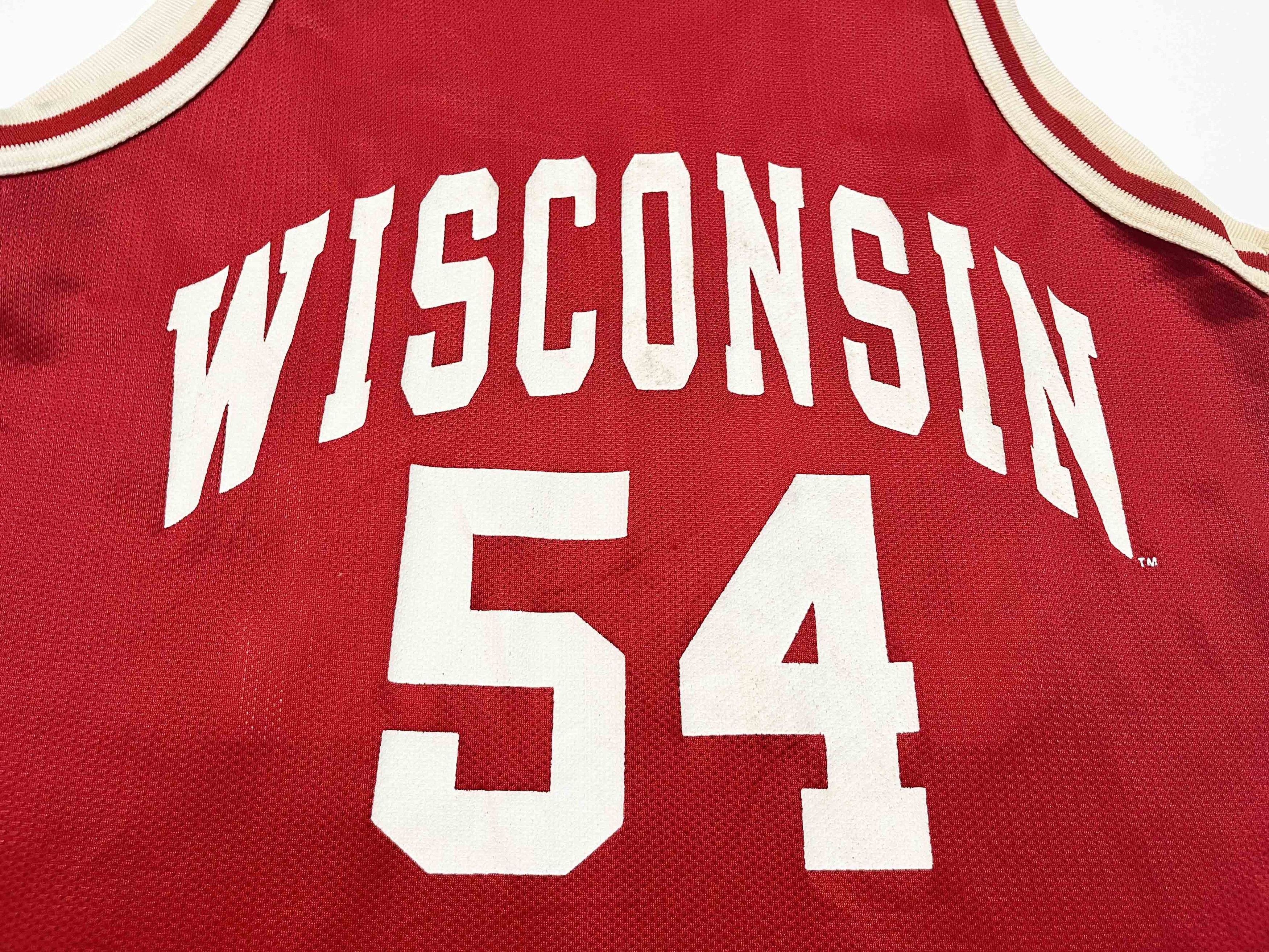 Champion Vintage Champion Wisconsin Badgers #54 Basketball Jersey Size US M / EU 48-50 / 2 - 2 Thumbnail
