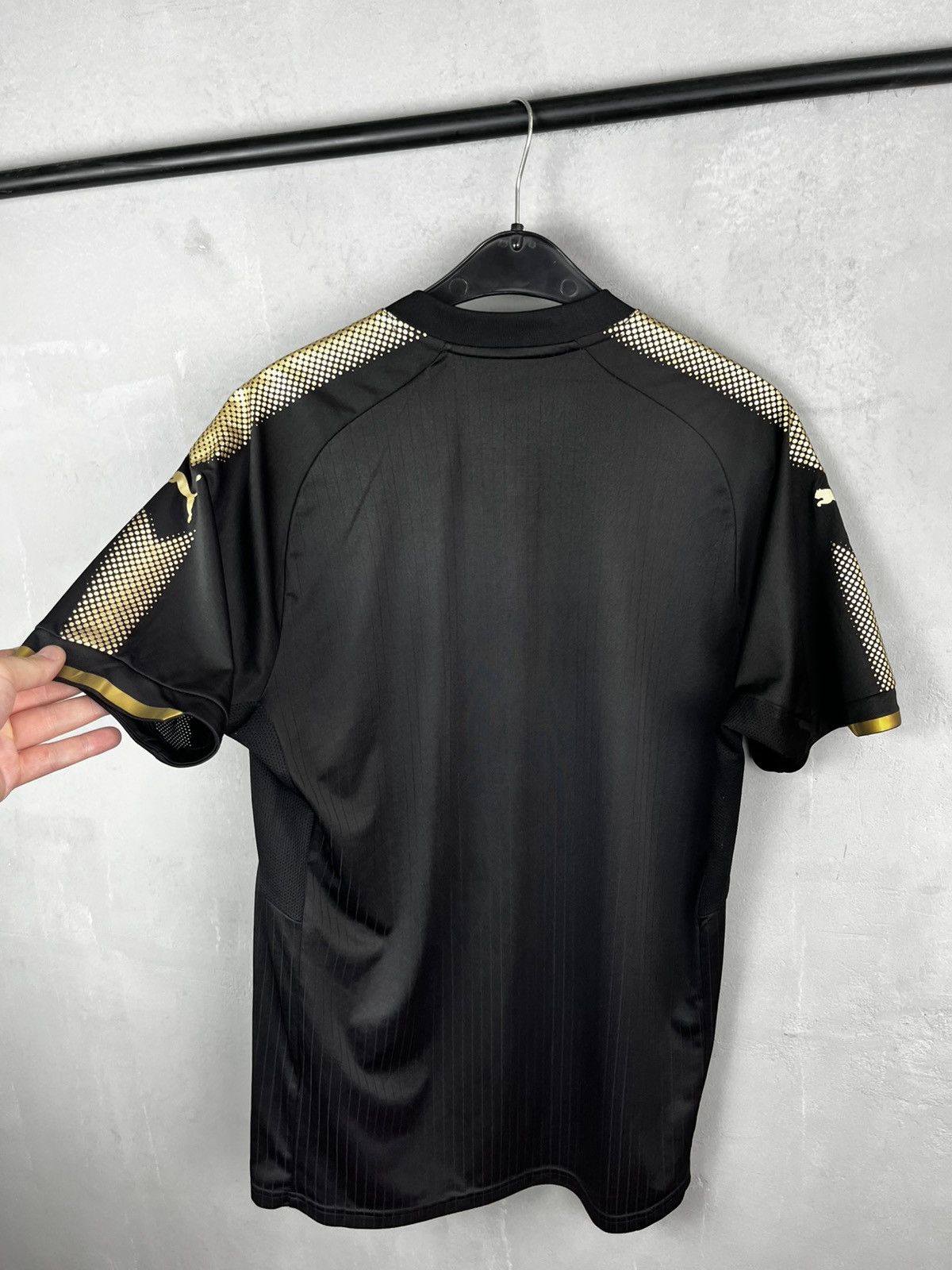 Other Puma EPL UCL 2017/2018 Leicester City Football Jersey Black Size US L / EU 52-54 / 3 - 6 Thumbnail