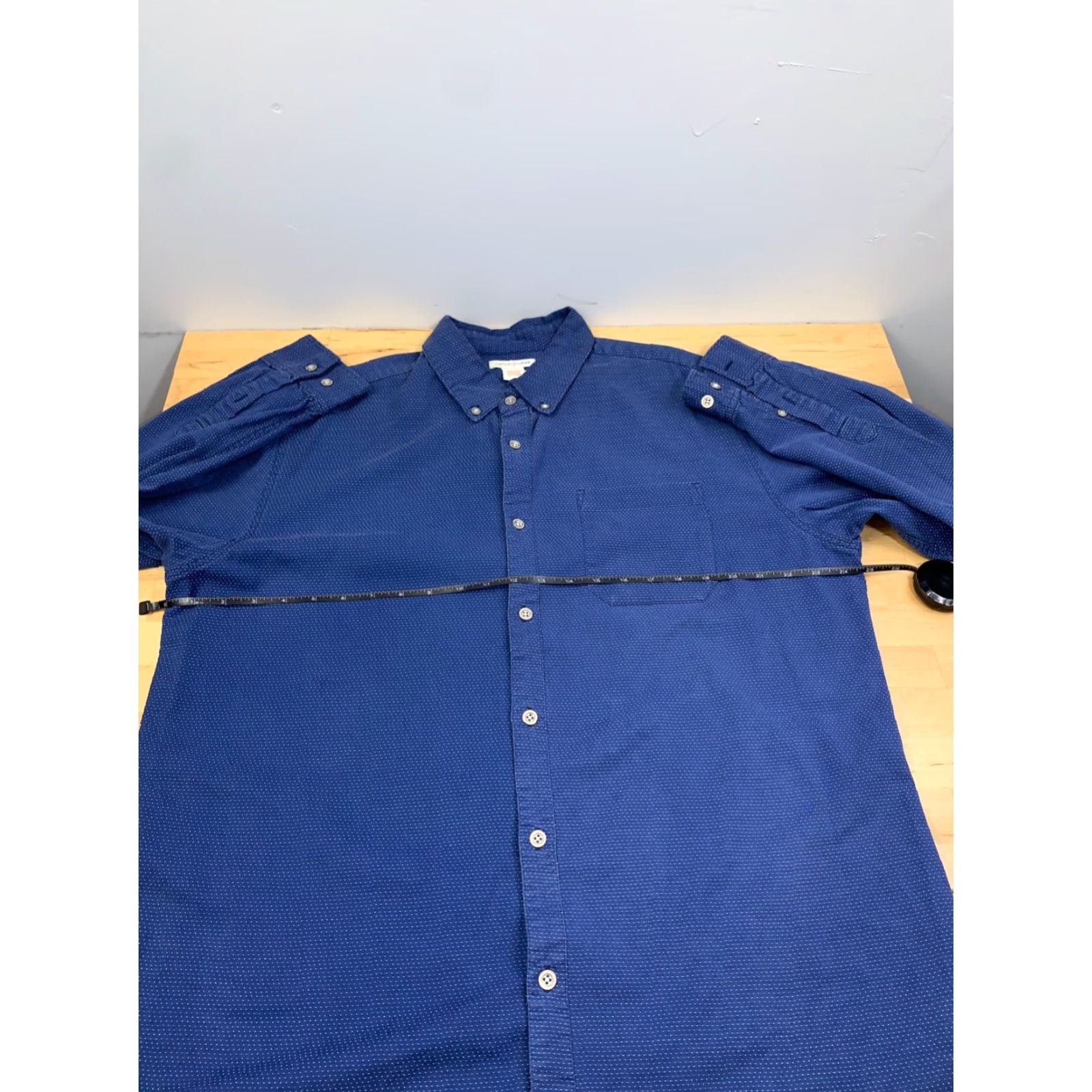 Carbon2Cobalt Carbon2Cobalt XL Button-Down Shirt Blue 100% Cotton Men’s Classic Preppy Long Sleeve Polka Dot Casual Workwear Size US XL / EU 56 / 4 - 5 Thumbnail