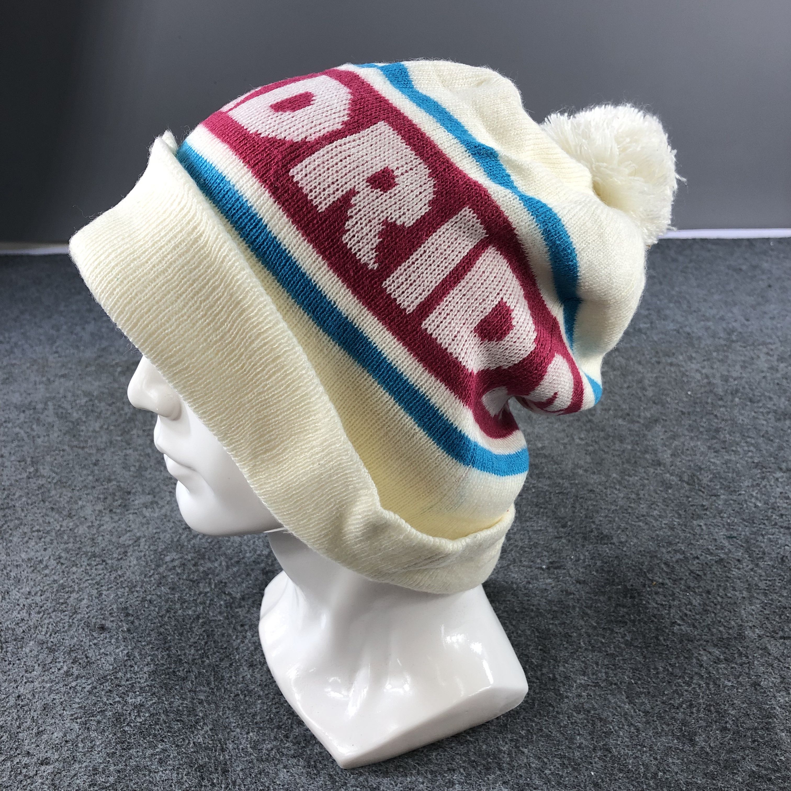 Vintage Unknown Madrid Spain Slouchy Bobble Beanie Snowcap B426 Size ONE SIZE - 1 Thumbnail