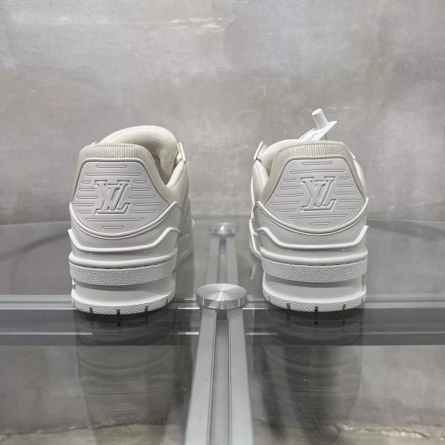 Louis Vuitton LV Trainer White UK1 35 Size US 4.5 / IT 34.5 - 6 Thumbnail