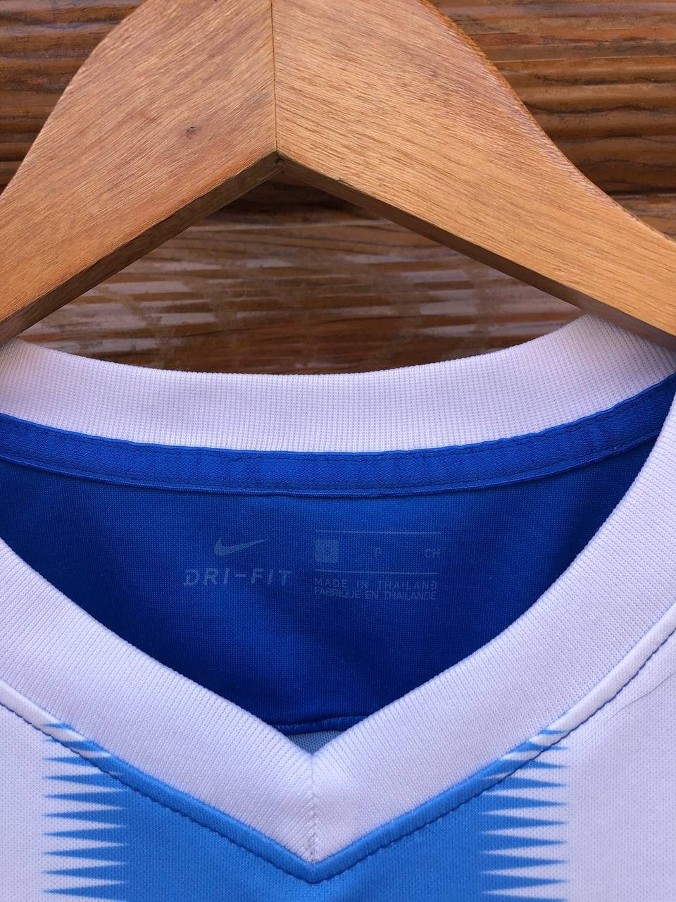 Nike MALAGA 2018 2019 HOME FOOTBALL SHIRT SOCCER JERSEY NIKE Size US S / EU 44-46 / 1 - 8 Thumbnail
