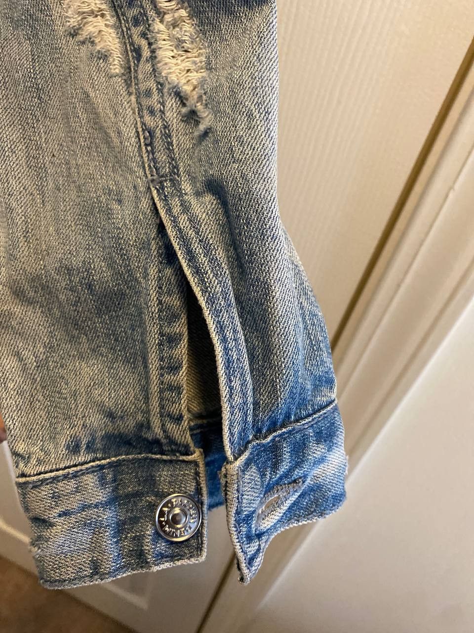 Pacsun Pacsun Distressed Denim Jean Jacket Size US M / EU 48-50 / 2 - 16 Thumbnail