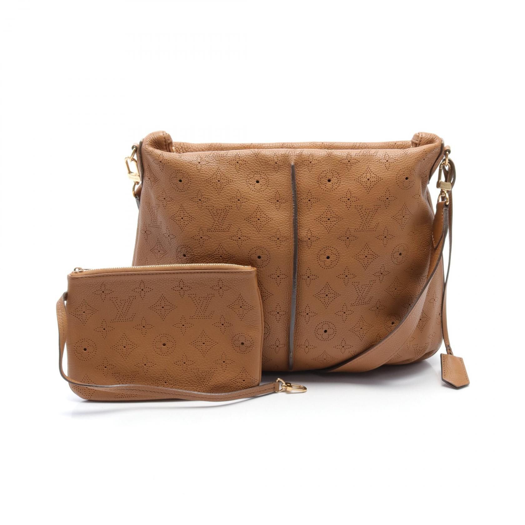 Louis Vuitton Louis Vuitton Selene PM Shoulder Bag Leather Shoulder Bag M94212 in Very Good Condition Size ONE SIZE - 1 Thumbnail