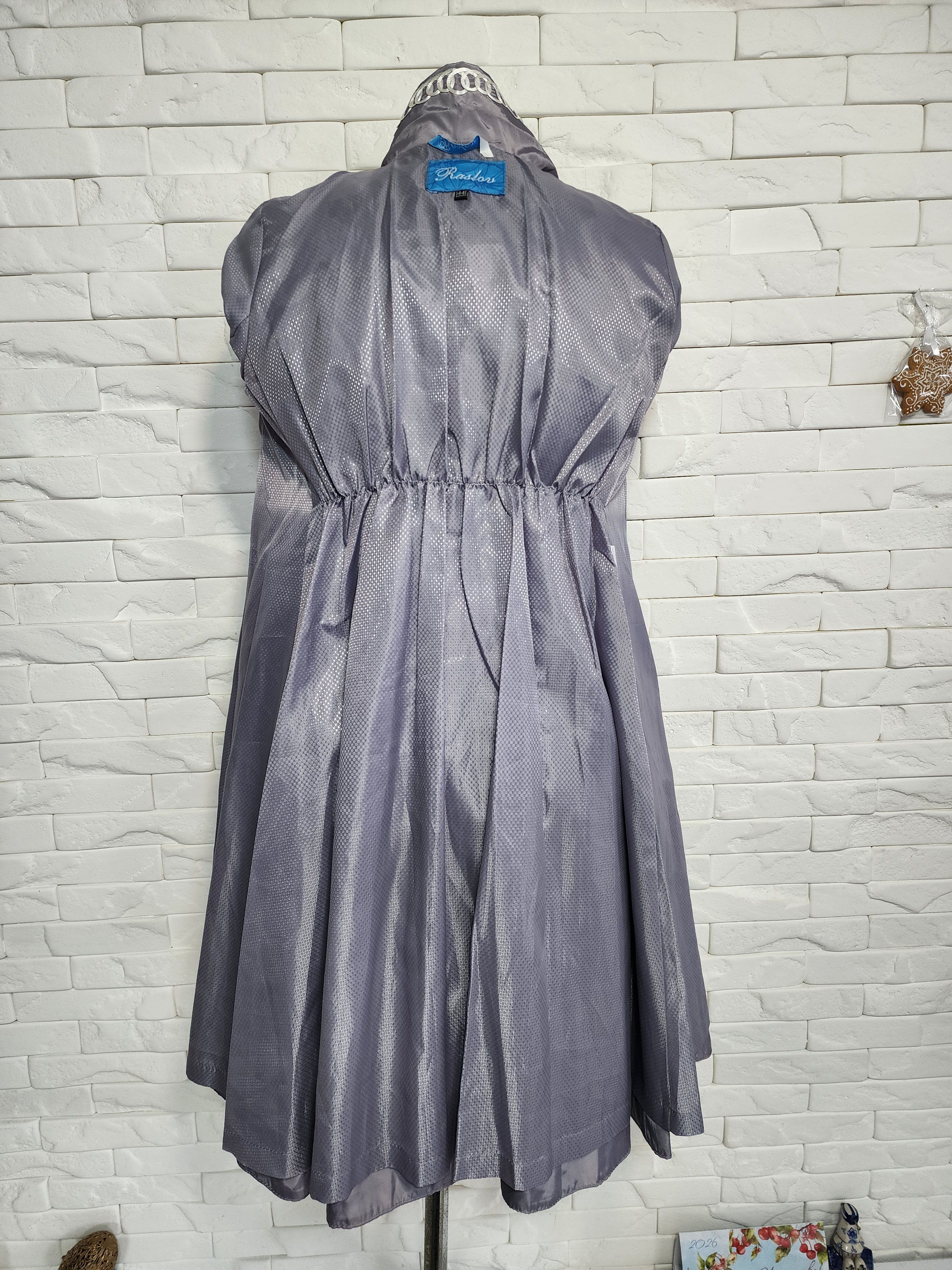Other Gray Jacket: Elegant Women's Belted Coat with Pockets Size M / US 6-8 / IT 42-44 - 7 Thumbnail