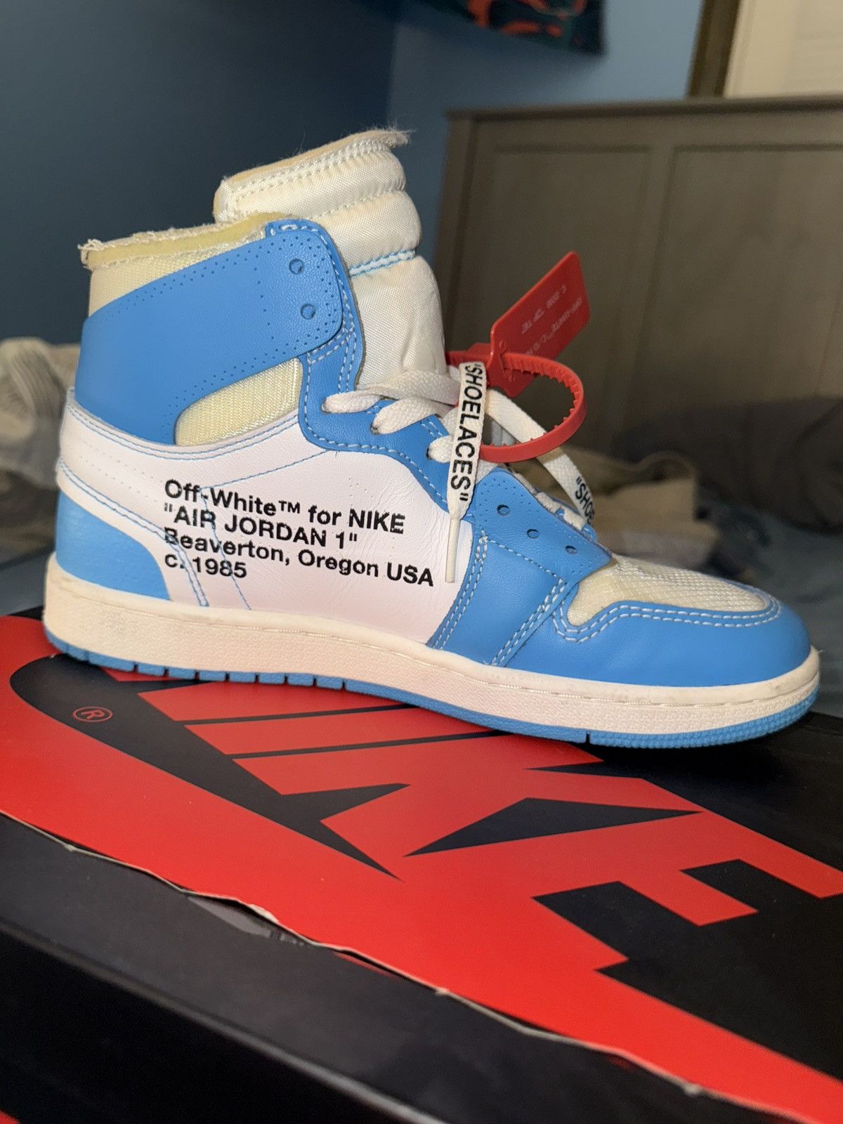 Jordan Brand × Nike × Off-White Jordan 1 retro high off-white university blue Size US 8 / EU 41 - 3 Thumbnail