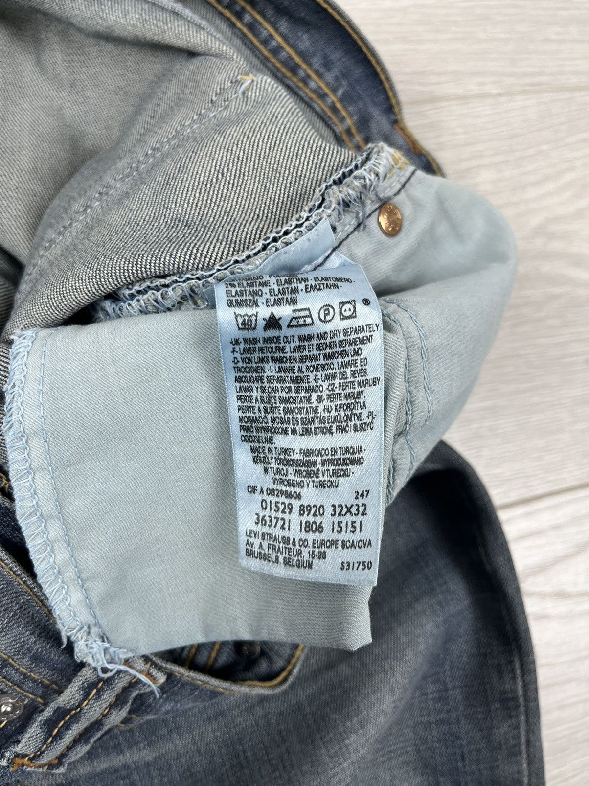 Levi's Levi’s Vintage 00s Flare Y2K Grunge Washed Denim Pants 32x32 Size 32" / US 10 / IT 46 - 6 Thumbnail