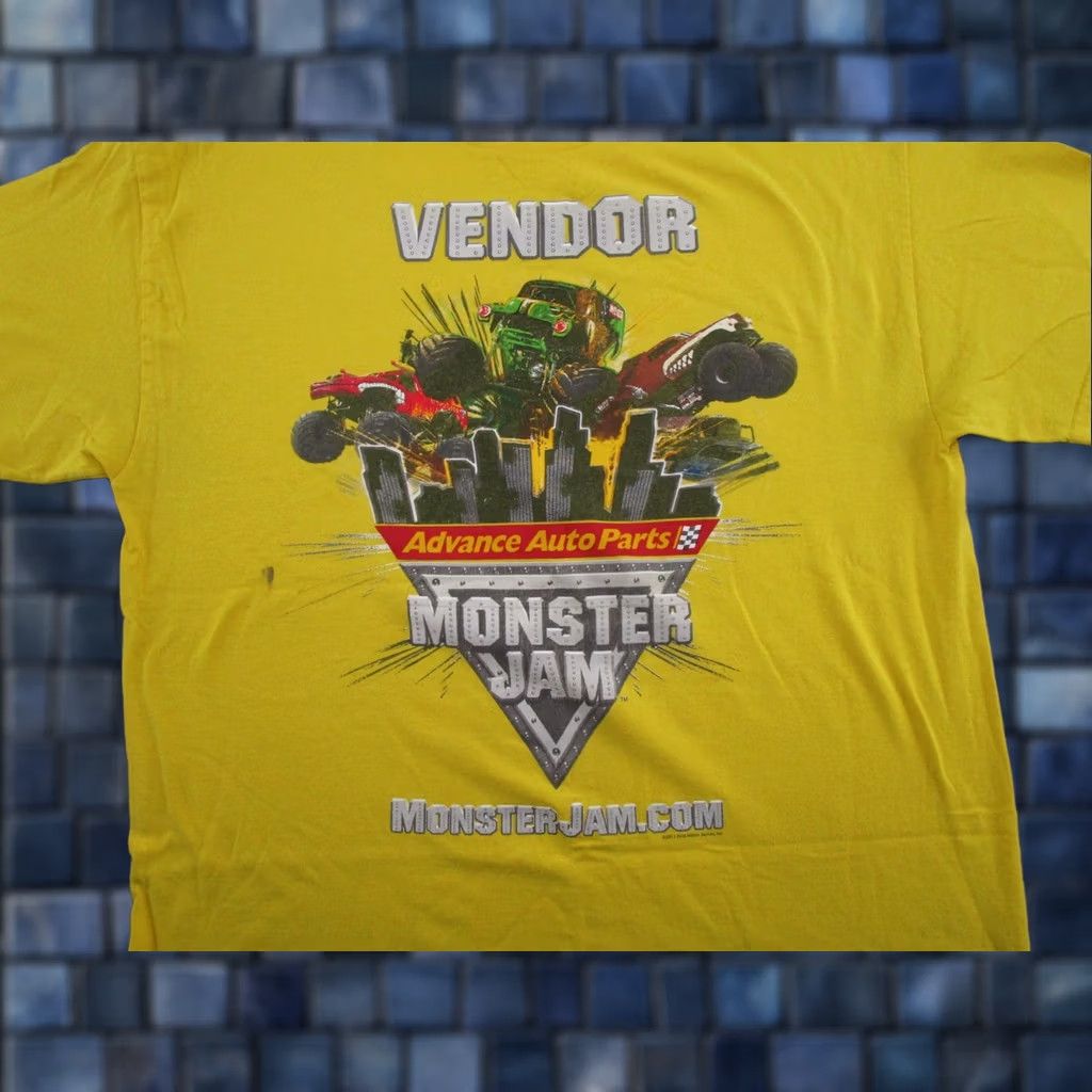 Vintage Monster Jam Trucks T-Shirt Mens Size XL Read Graphic Print 2 Sided Alstyle Cotton Yellow Crew Neck Vintage No Size US XL / EU 56 / 4 - 1 Thumbnail