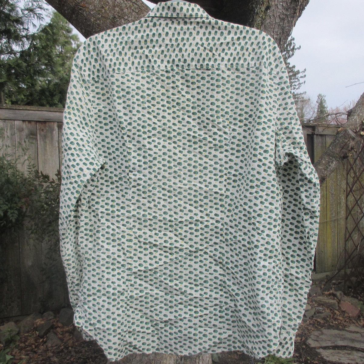 Burberry Vintage Burberry Brit Patterned Silk Button Up Shirt Green Size US L / EU 52-54 / 3 - 11 Thumbnail