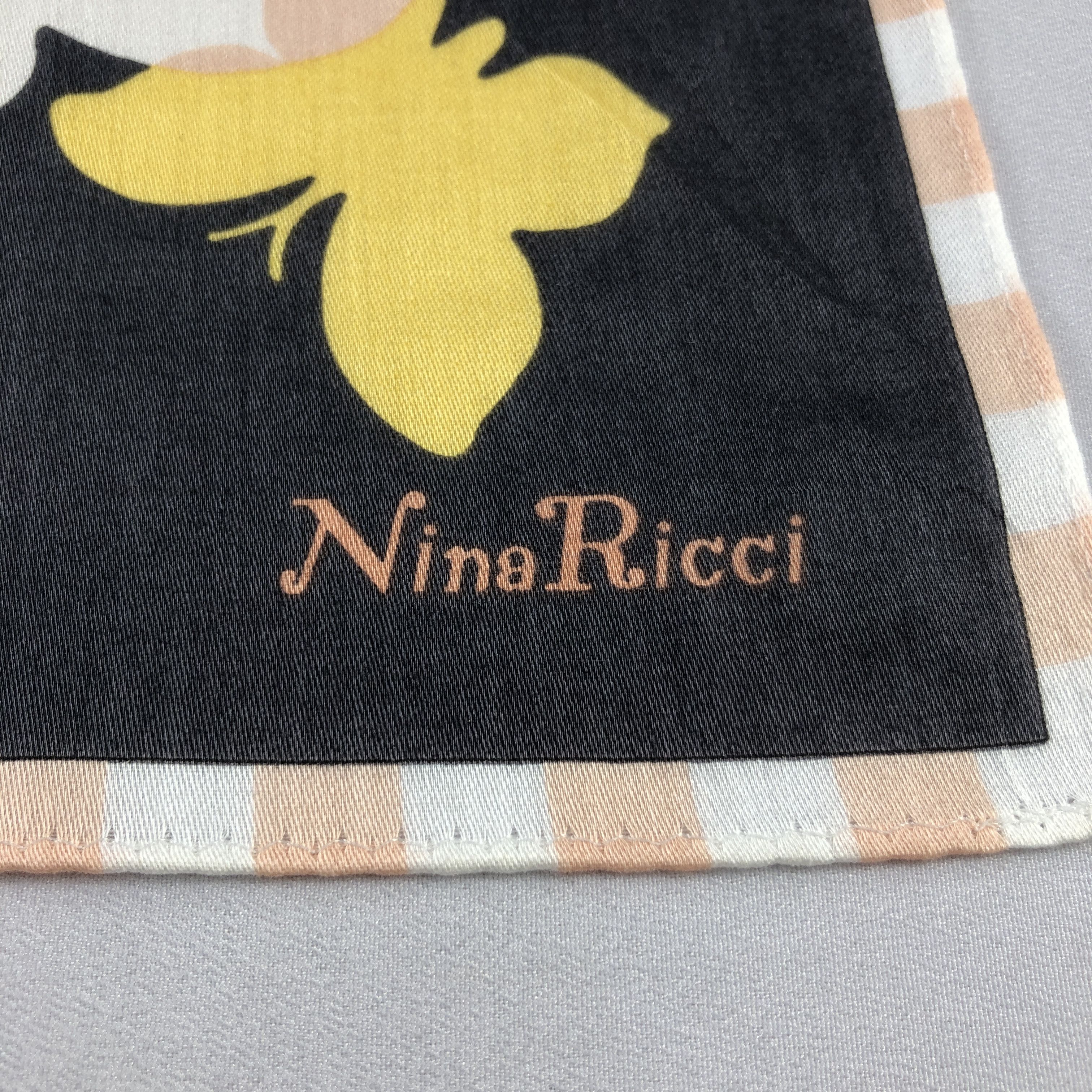 Nina Ricci Nina Ricci Handkerchief Neckerchief Bandana H3059 Size ONE SIZE - 3 Thumbnail