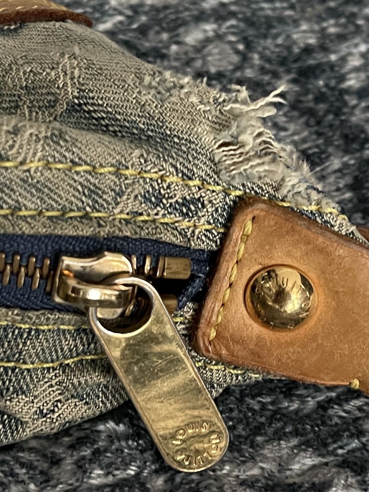Louis Vuitton × Vintage Louis Vuitton Baggy PM Monogram Denim Shoulder Bag Size ONE SIZE - 5 Thumbnail