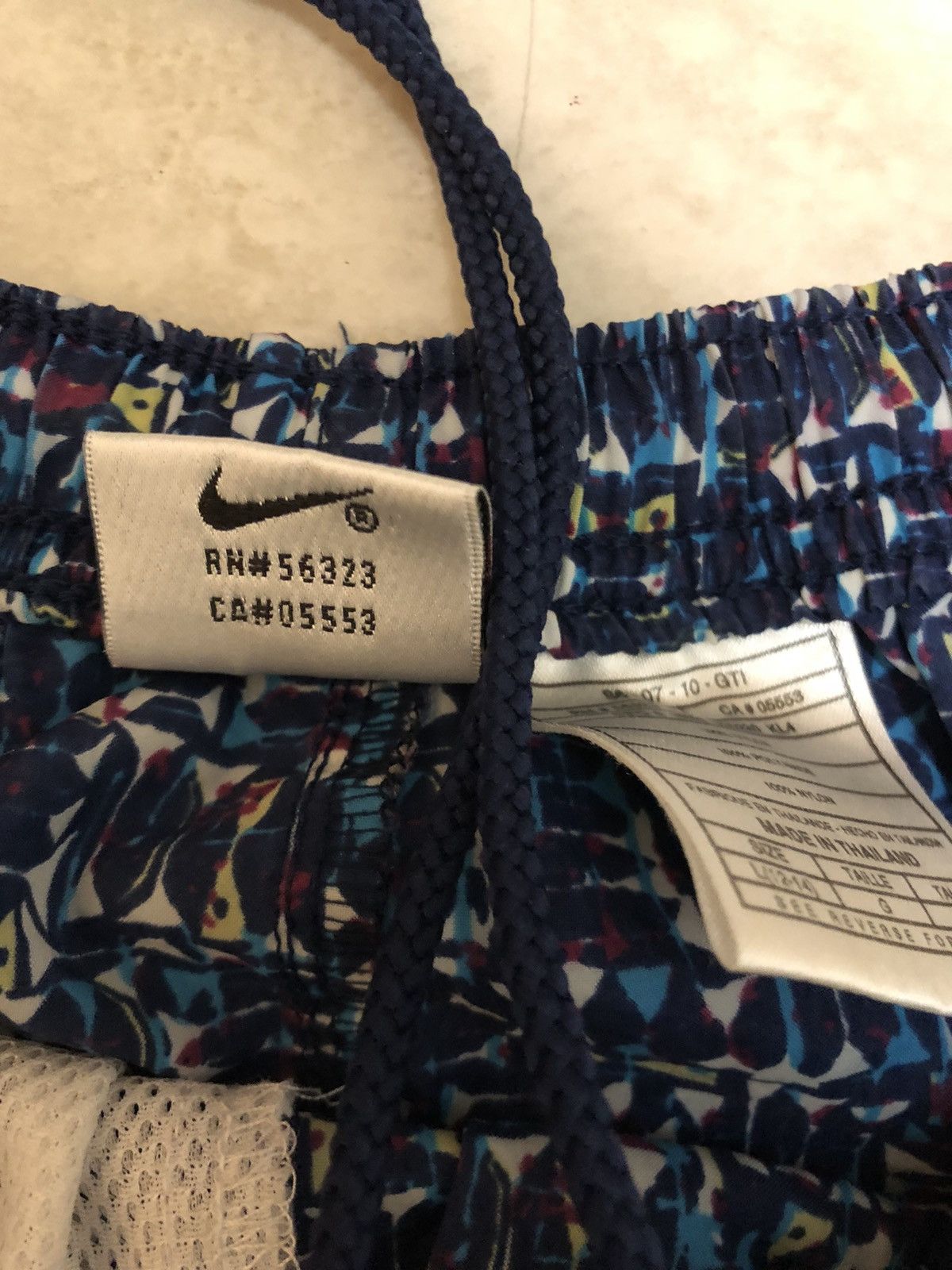 Nike Rare vintage 90s nike abstract geometric art shorts blue Size US 30 / EU 46 - 5 Thumbnail