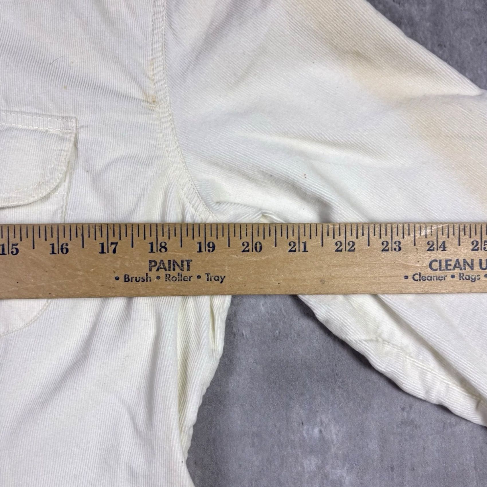Levi's VINTAGE Levi's White Corduroy Shirt Button-Up Men L 1990s Deadstock Corduroy 70s Theme Pockets Button-Up Size L / US 10 / IT 46 - 3 Thumbnail