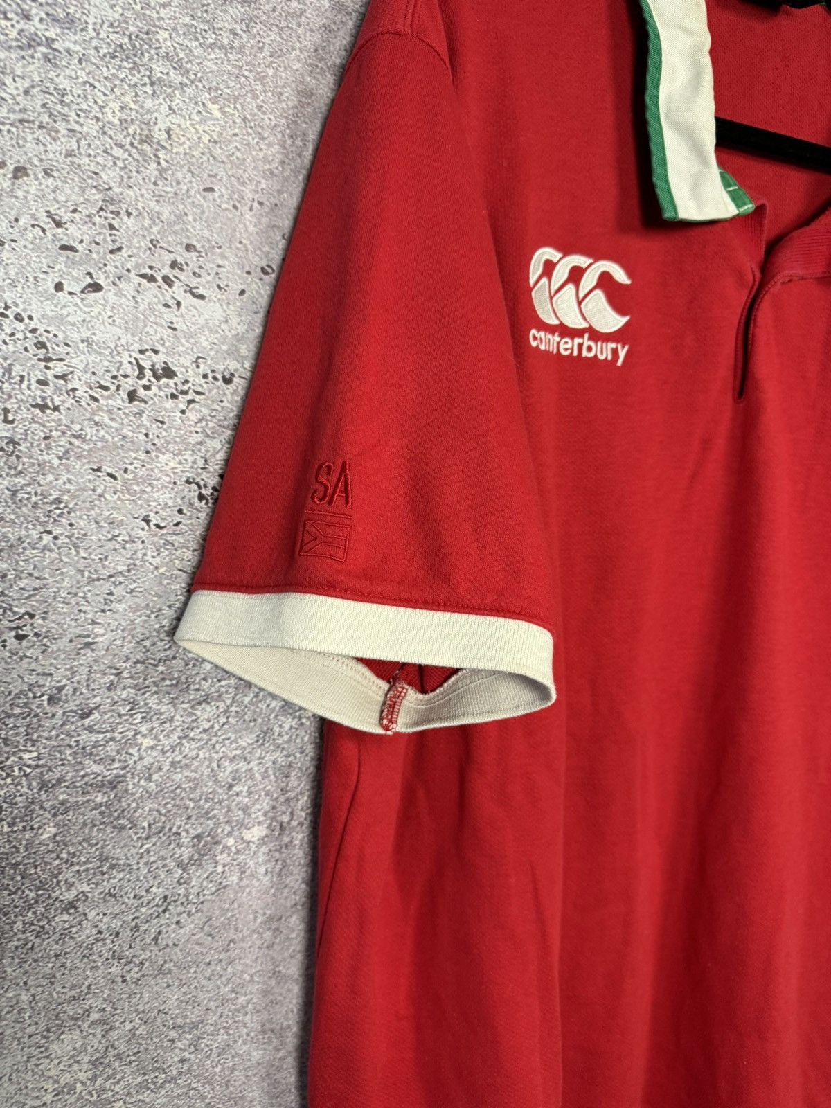Canterbury of New Zealand Men’s Red British Irish Lions Rugby Jersey Canterbury 2XL Size US XXL / EU 58 / 5 - 6 Thumbnail