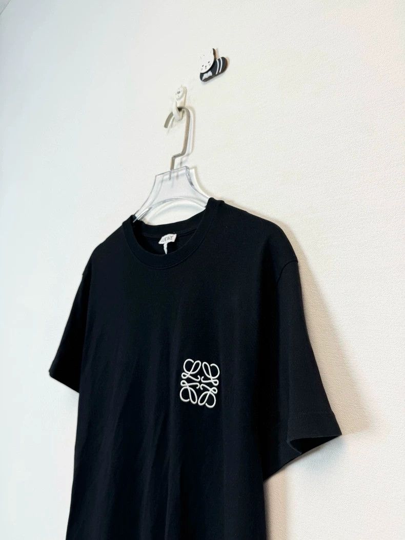 Loewe LOEWE Short sleeve t-shirt with embroidered logo on the ch Size XS / US 0-2 / IT 36-38 - 3 Thumbnail