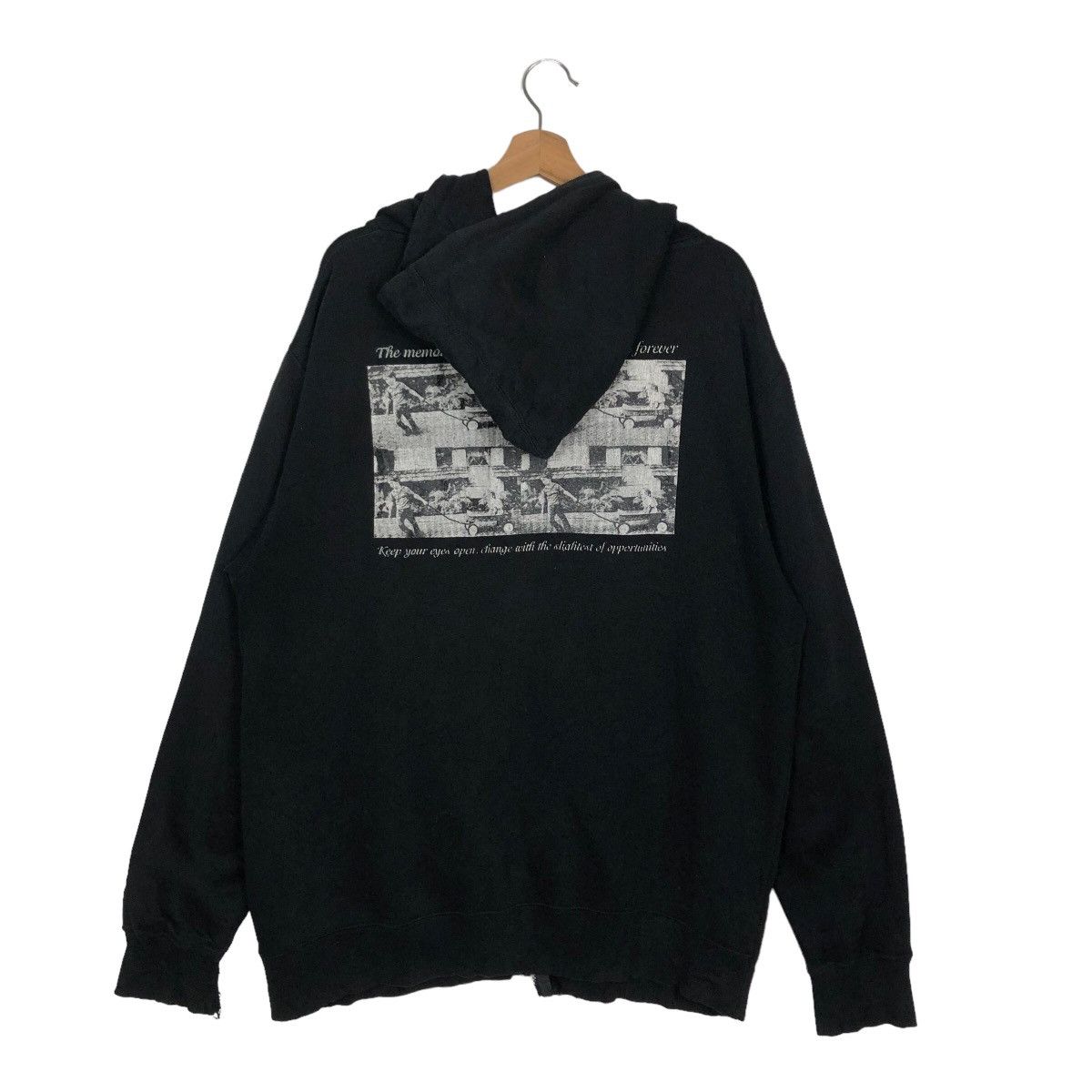 Japanese Brand VINTAGE GOLD EXPERIENCE HOODIE ZIPPER BIG LOGO Size US L / EU 52-54 / 3 - 7 Thumbnail