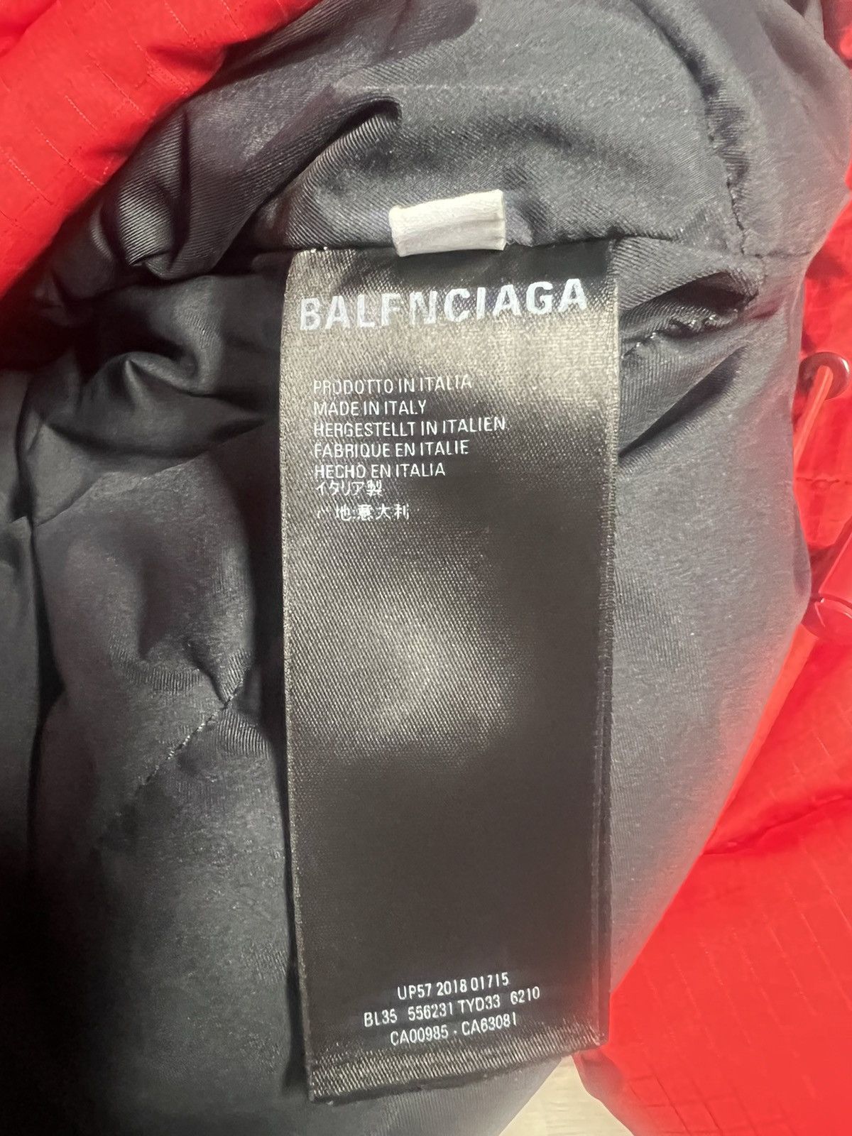 Balenciaga Balenciaga Red Puffer Jacket Size US S / EU 44-46 / 1 - 5 Thumbnail