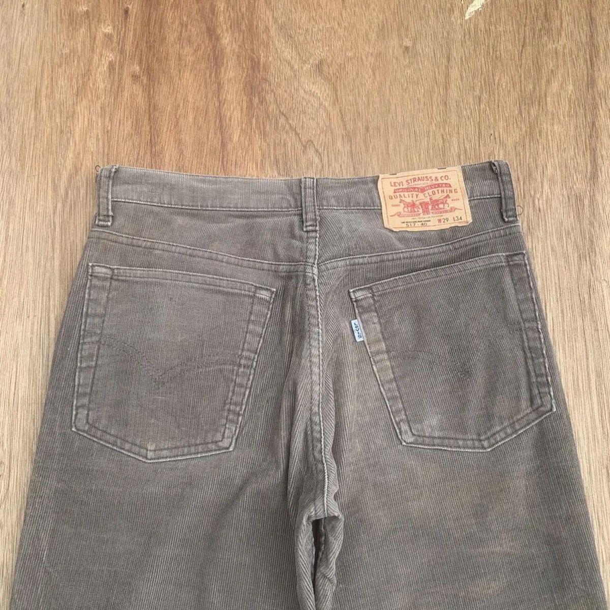 Levi's 💥1990’s VINTAGE LEVI’S 517 JEANS FLARE LEVIS CORDUROY PANTS Size US 28 / EU 44 - 15 Thumbnail