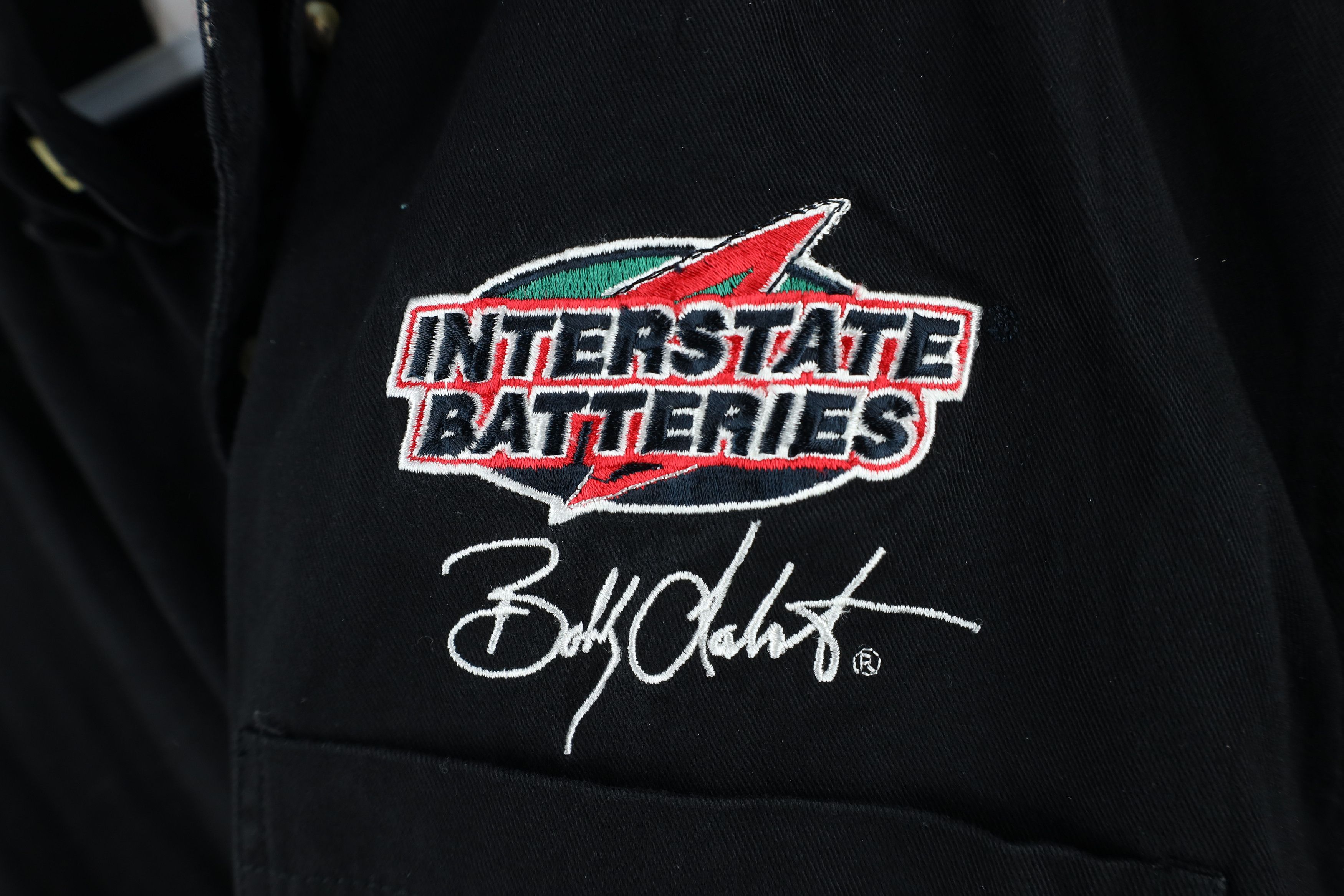 Vintage Vintage 90s NASCAR Batteries Bobby Labonte Button Shirt Size US L / EU 52-54 / 3 - 5 Thumbnail