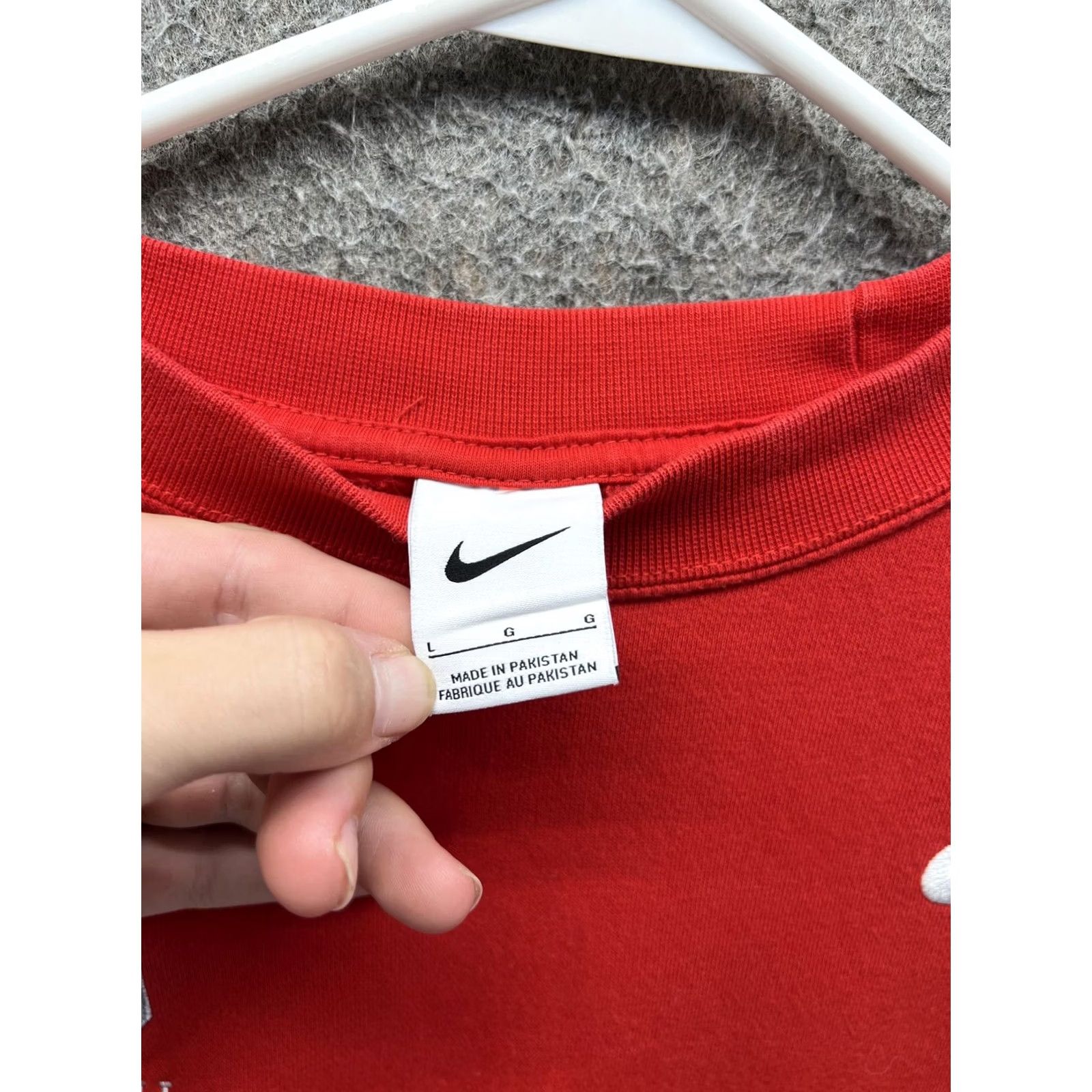 Nike Nike Sweatshirt Womens Large Red Crewneck Volleyball Fleece Pullover MD Logo Sweatshirt Womens Large Red Crewneck Volleyball Fleece Pullover Size L / US 10 / IT 46 - 3 Thumbnail
