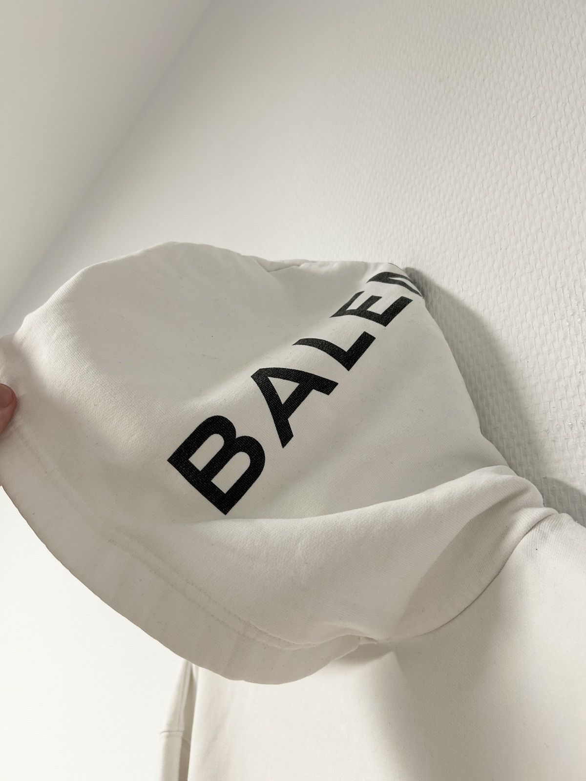 Balenciaga FW2017 Archetype Logo Oversized Hoodie Size US M / EU 48-50 / 2 - 5 Thumbnail