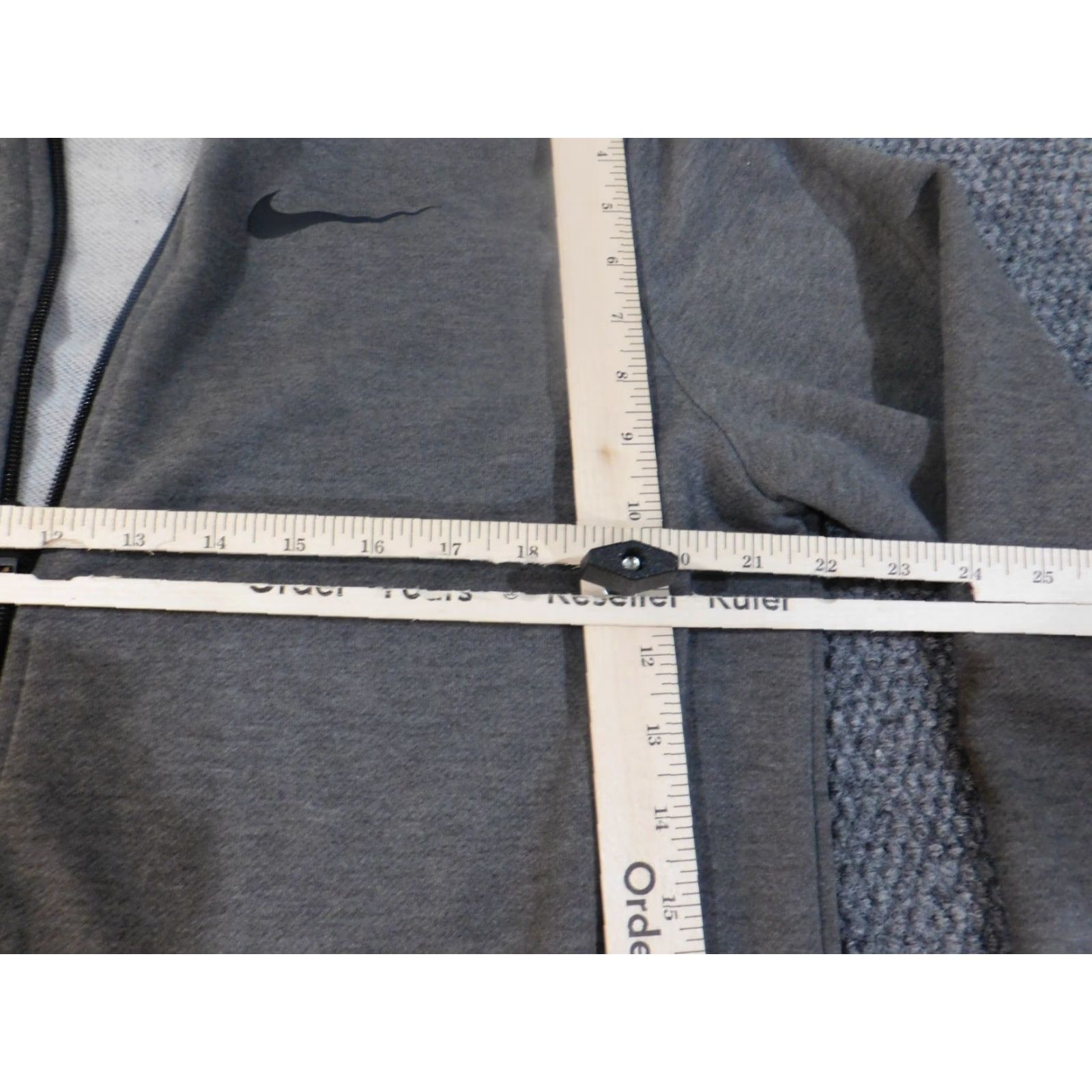Nike Nike Jacket Mens M Gray Dri-fit Windbreaker Full Zip Logo Performance Stretch Vintage No Size US M / EU 48-50 / 2 - 5 Thumbnail