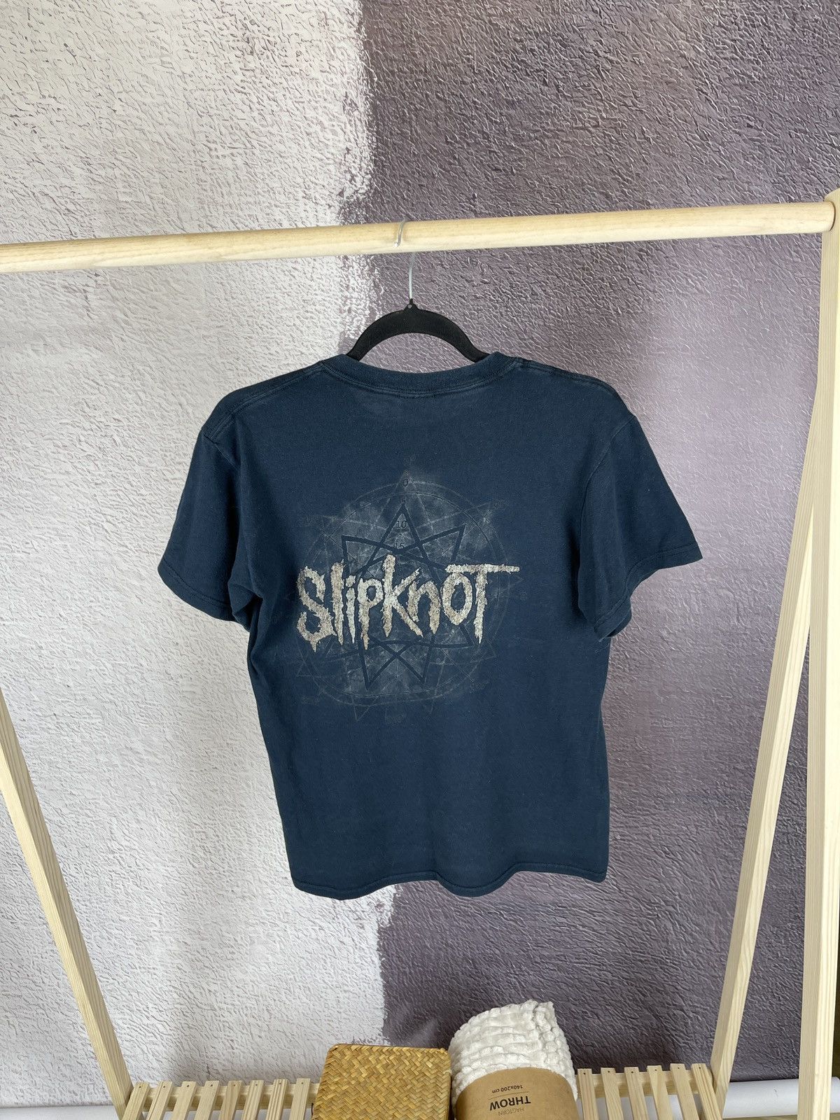 Band Tees Slipknot vintage y2k faces portrait big logo tee shirt Size US S / EU 44-46 / 1 - 7 Thumbnail