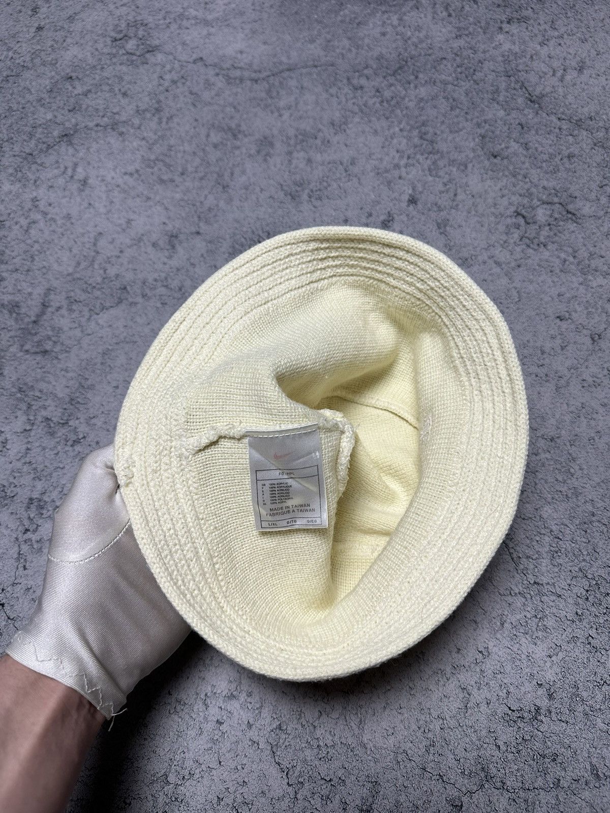 Nike Vintage Nike Knitted Bucket Hat Size ONE SIZE - 7 Thumbnail