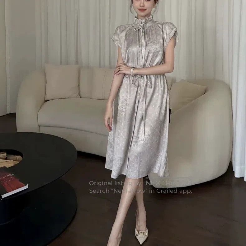 Louis Vuitton Louis Vuitton Mulberry silk dress with logo printed with o Size XS / US 0-2 / IT 36-38 - 7 Thumbnail