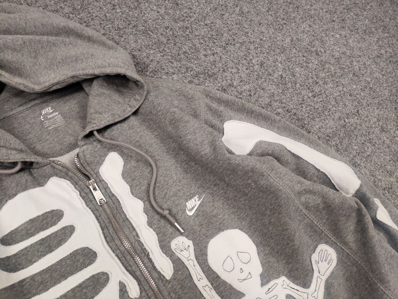 Nike Nike skeleton Logo vintage Rare reworked Zip Hoodie Y2K Size US L / EU 52-54 / 3 - 7 Thumbnail