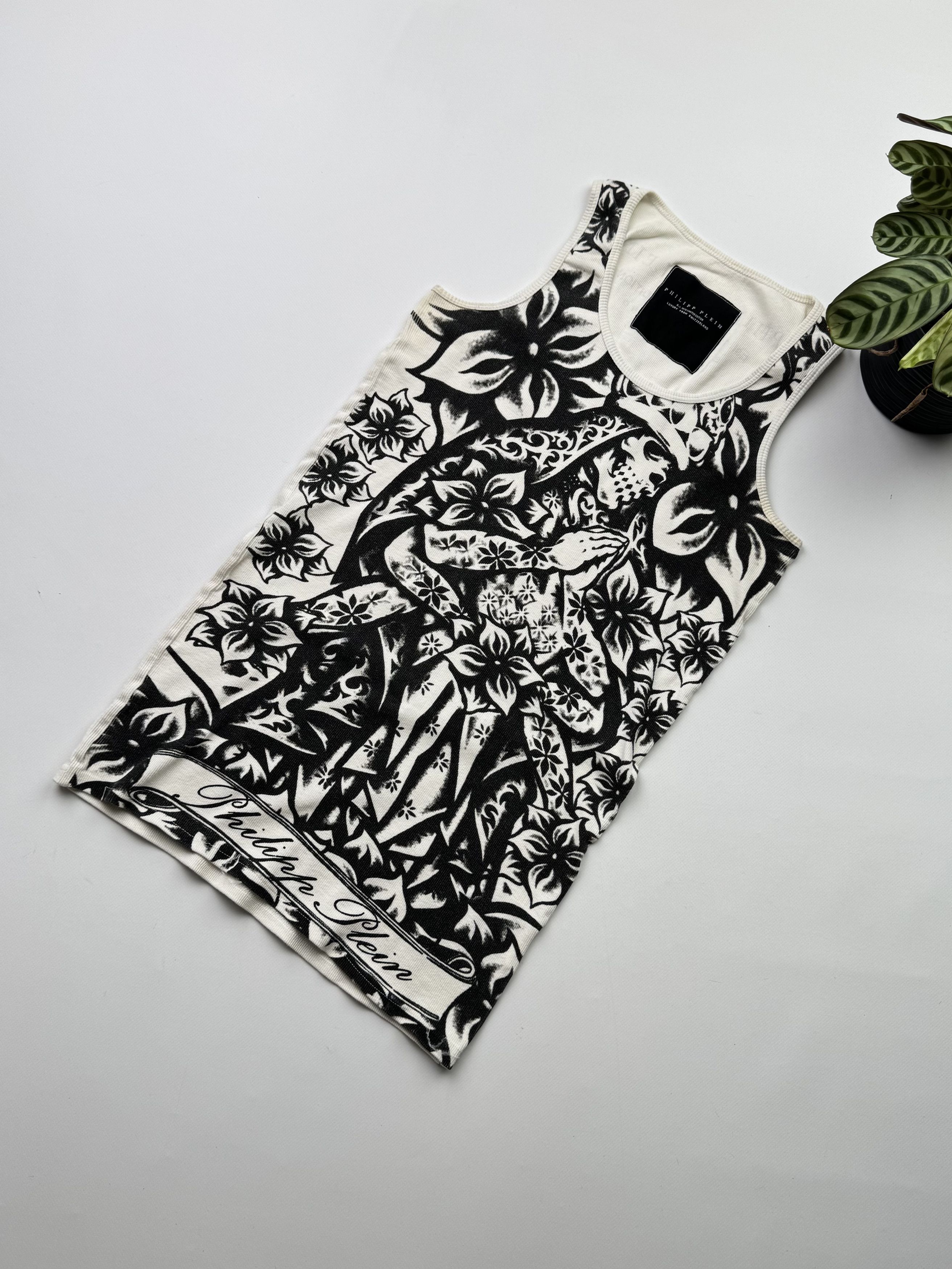 Philipp Plein Philipp Plein Vintage Tank Top (145) Size M / US 6-8 / IT 42-44 - 1 Thumbnail