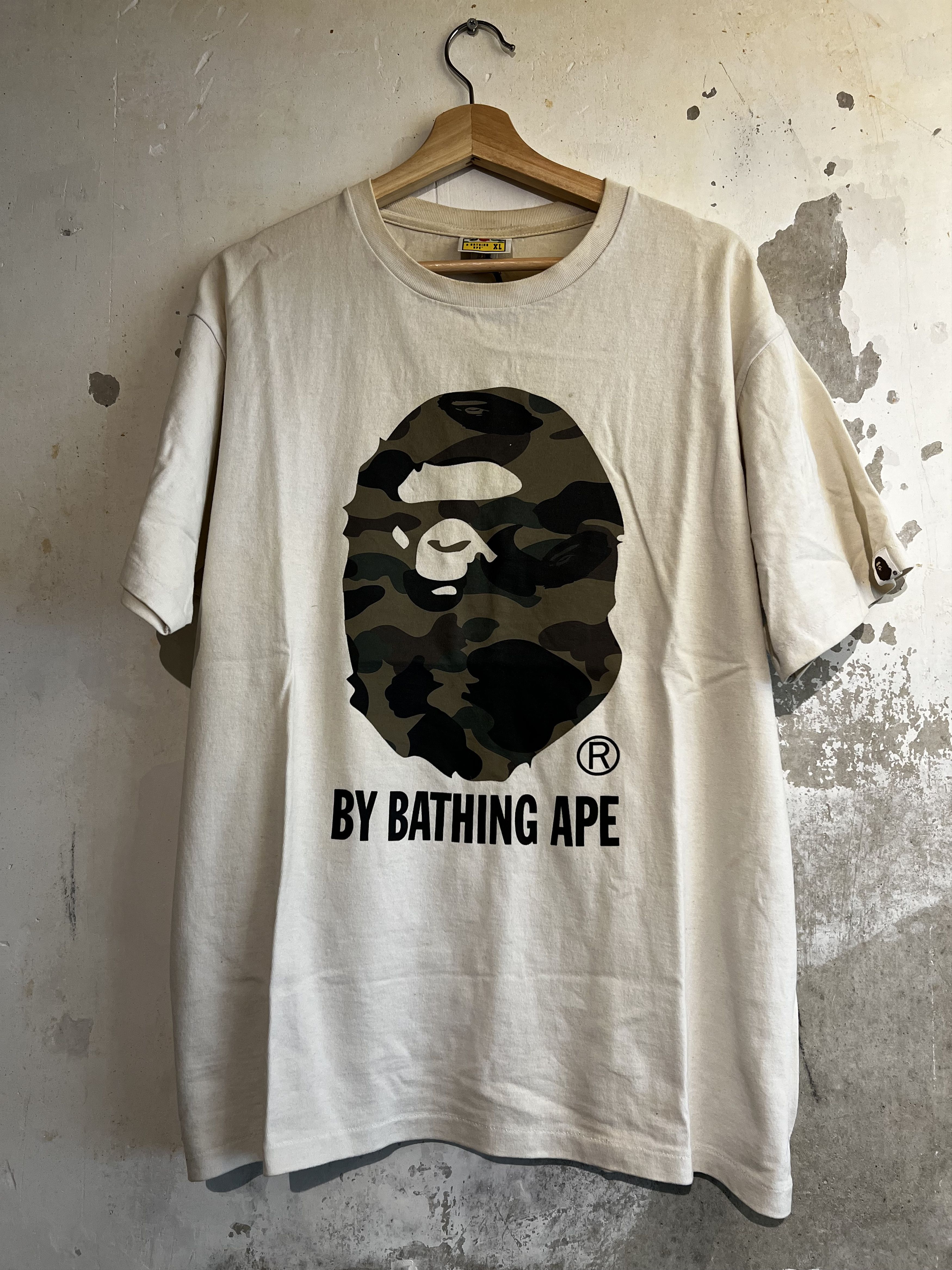 Bape A Bathing Ape Camo Logo Tee Size US XL / EU 56 / 4 - 1 Thumbnail
