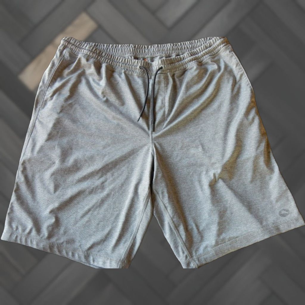 Tommy Bahama Tommy Bahama Athletic Shorts Mens XLT Big & Tall Gray 39" Waist 23" Length Size US 36 / EU 52 - 1 Thumbnail