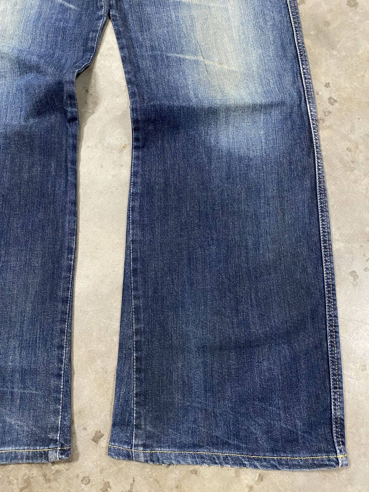 Lee Baggy Flare Vintage Lee Blue Distressed Denim @313 Size US 34 / EU 50 - 6 Thumbnail