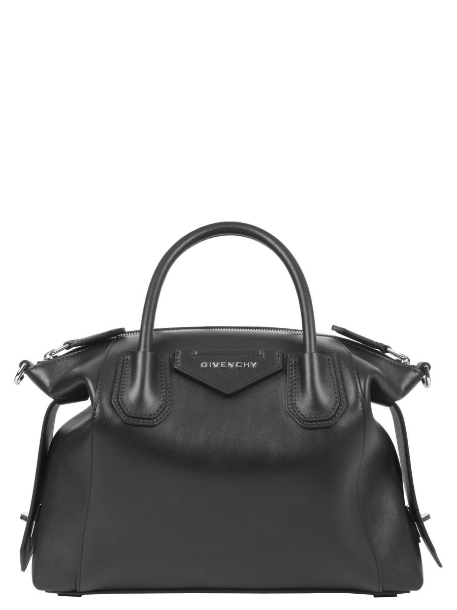 Givenchy o1loc1c0824 Size: OS / Shoulder Bag in Black Size ONE SIZE - 1 Thumbnail