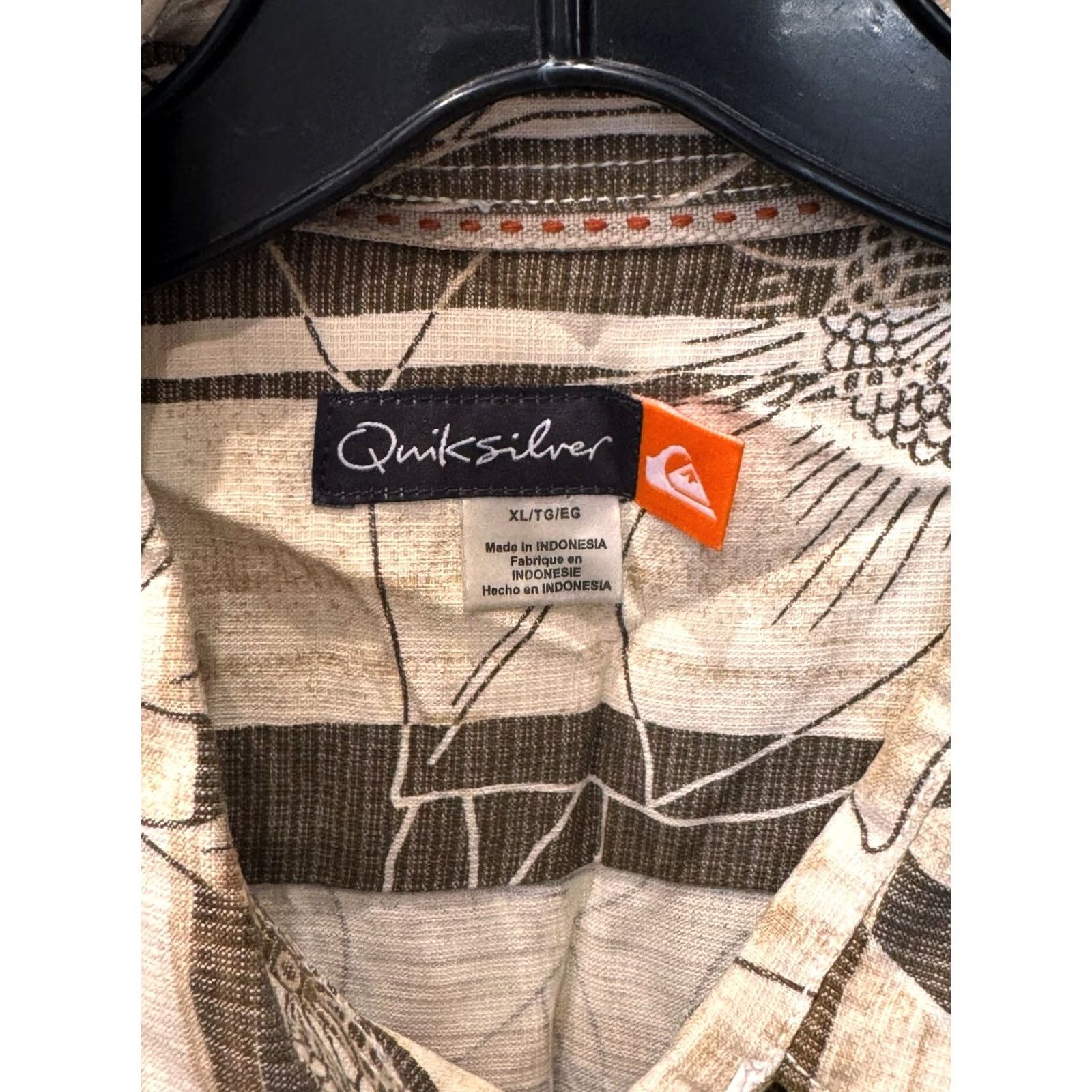 Quiksilver Quiksilver XL SHORT SLEEVE BUTTON UP SHIRT Floral Pocket Mens Shirt Sharp Color Size US XL / EU 56 / 4 - 8 Thumbnail