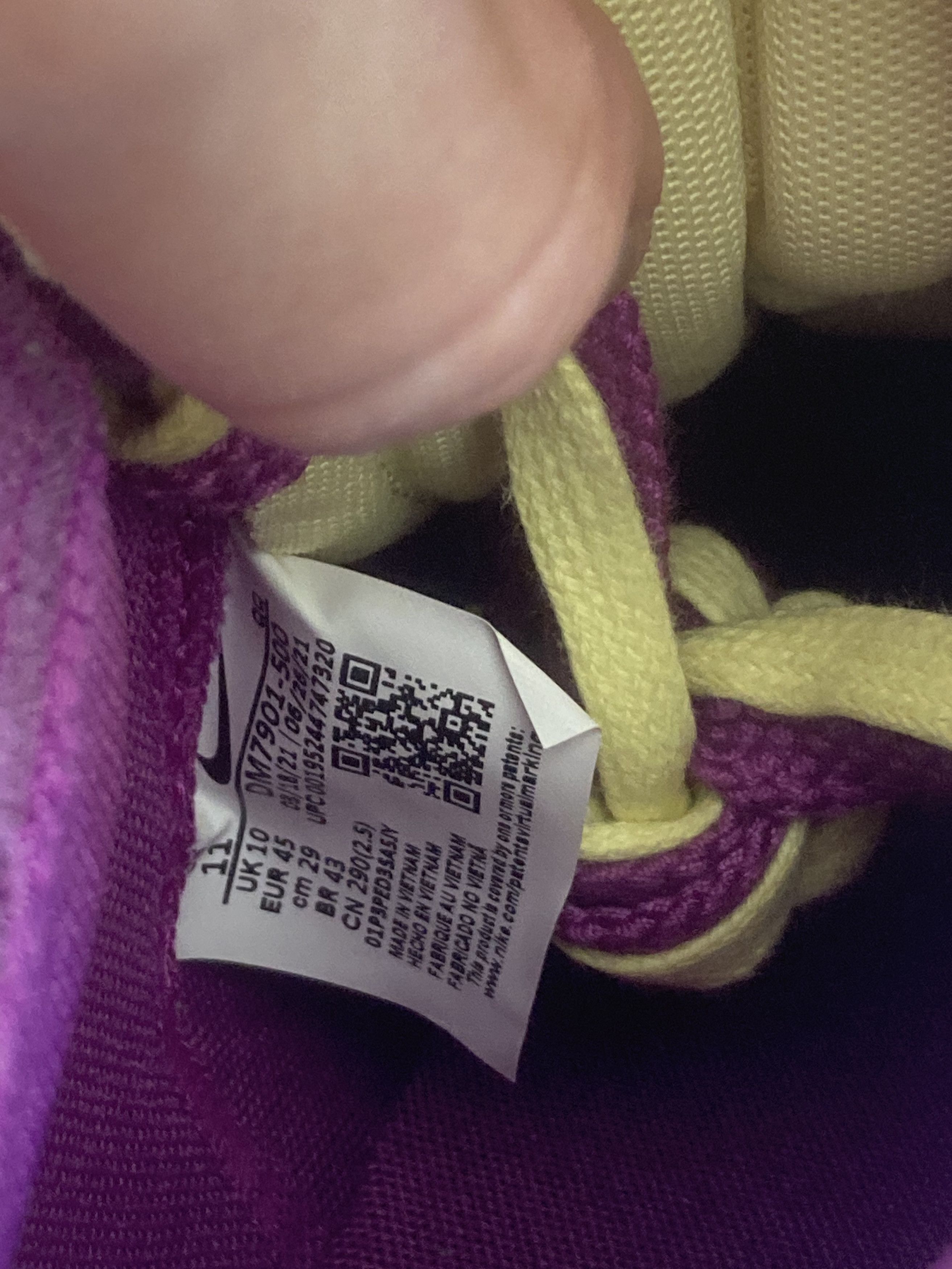 Kaws × Nike × Sacai Nike Blazer Low sacai KAWS Purple Dusk Size US 11 / EU 44 - 6 Thumbnail
