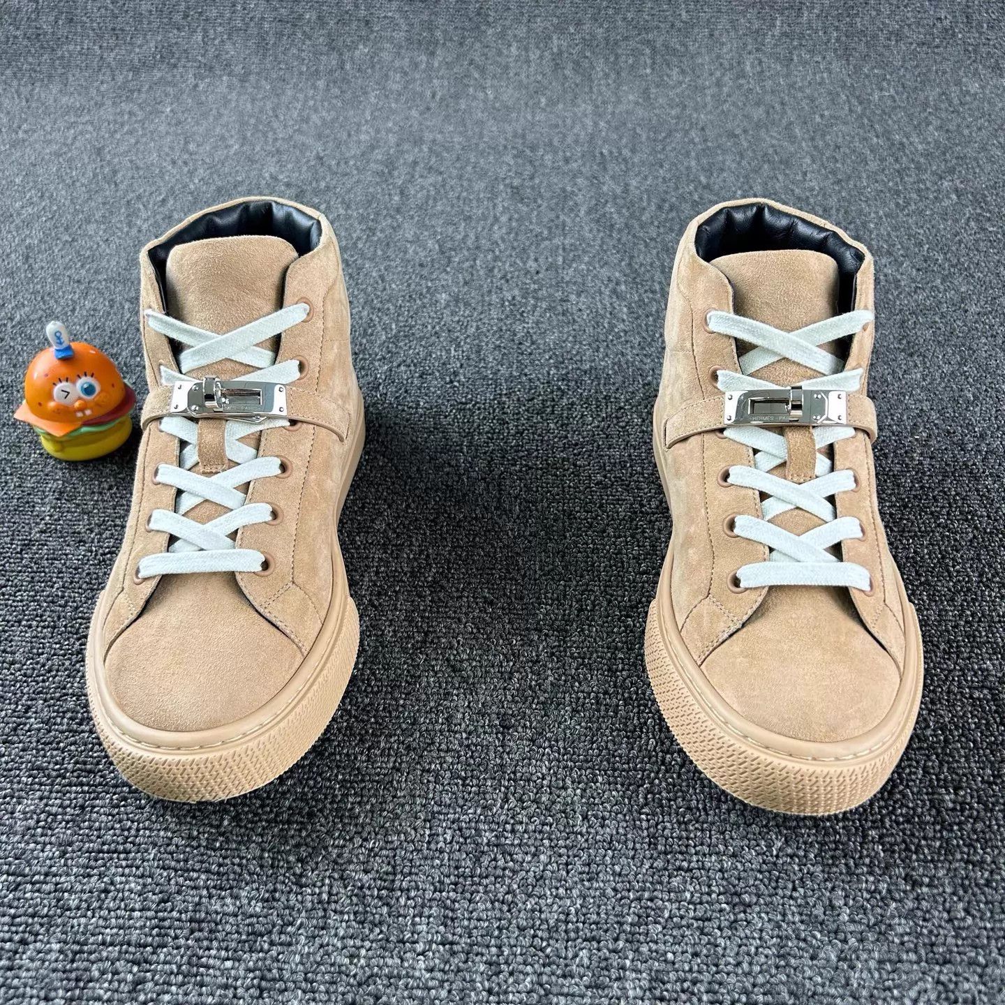 Hermes Hermes Kelly H Buckle Casual Sneaker Women's 37 Size US 6.5 / IT 36.5 - 2 Thumbnail