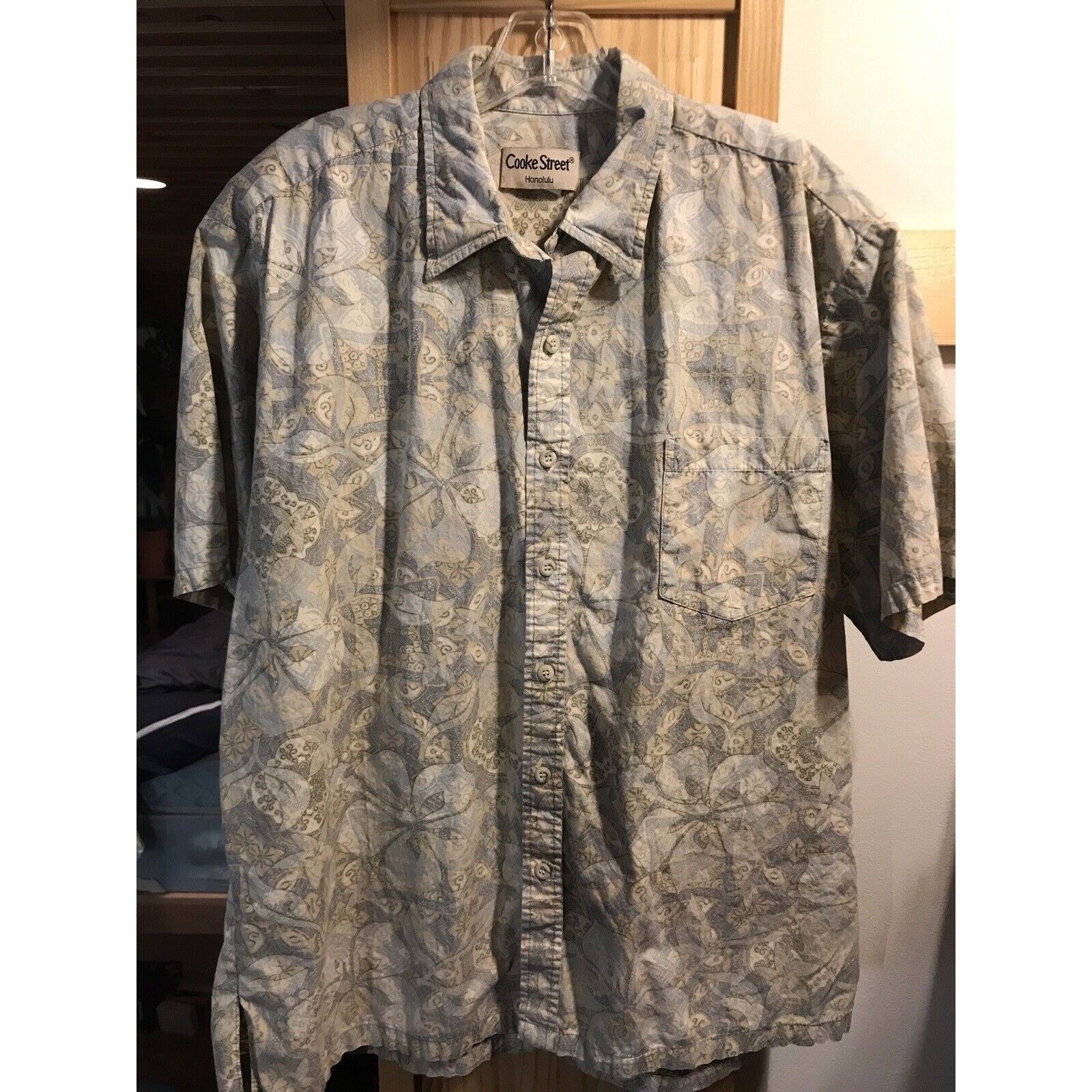 Other Cooke Street Honolulu Men’s XL Floral Cotton Hawaiian Shirt Size US XL / EU 56 / 4 - 1 Thumbnail