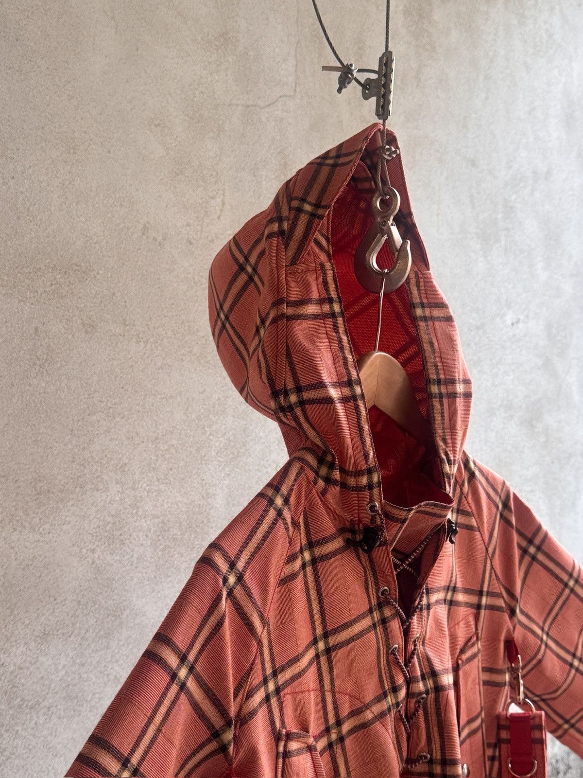 Junya Watanabe Junya Watanabe Man Pink Tartan Gore-Tex Bondage Smock Size US M / EU 48-50 / 2 - 12 Thumbnail