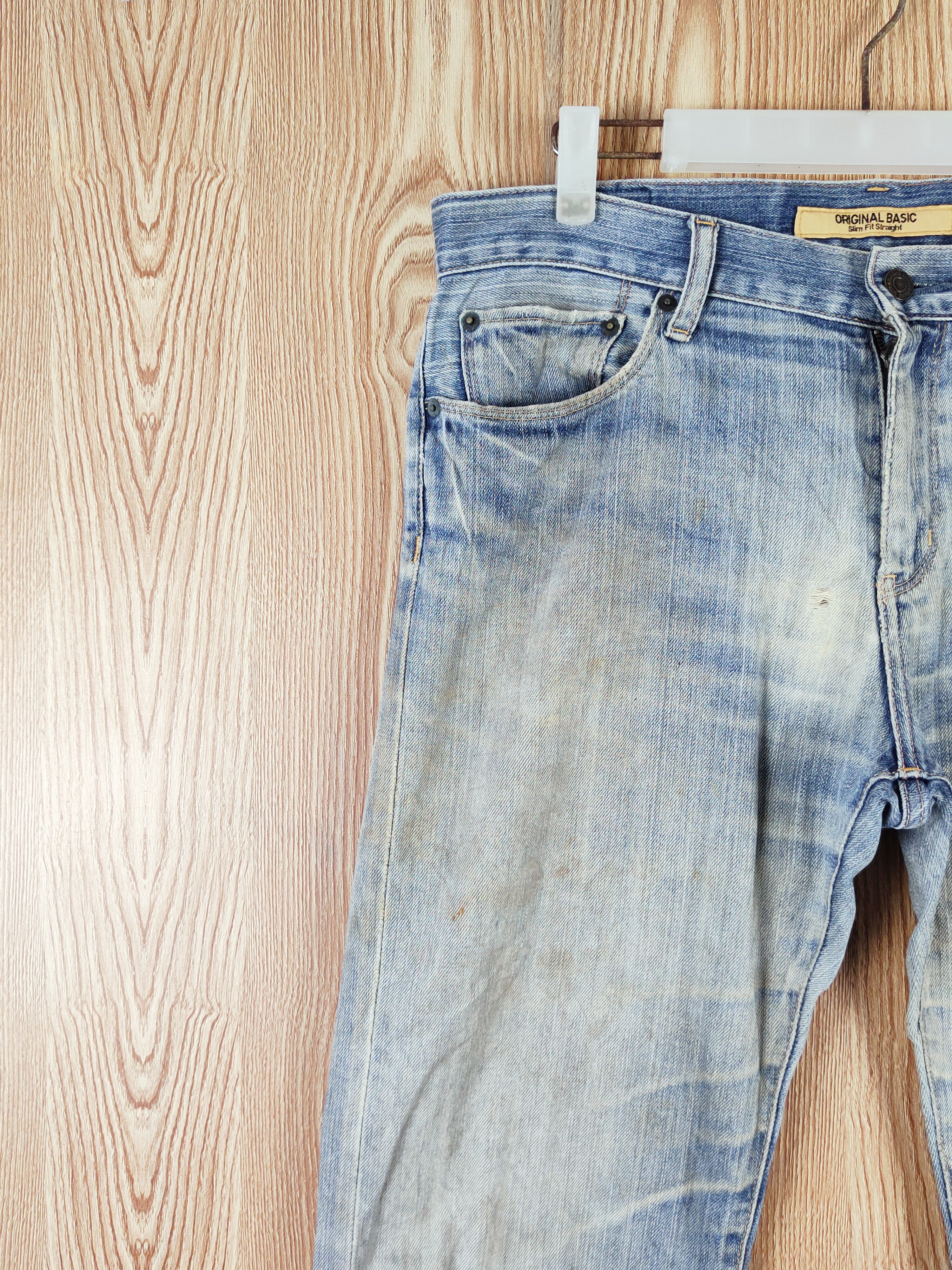 Uniqlo × Vintage Uniqlo Blue Faded Distressed Ripped Jeans Size US 36 / EU 52 - 3 Thumbnail