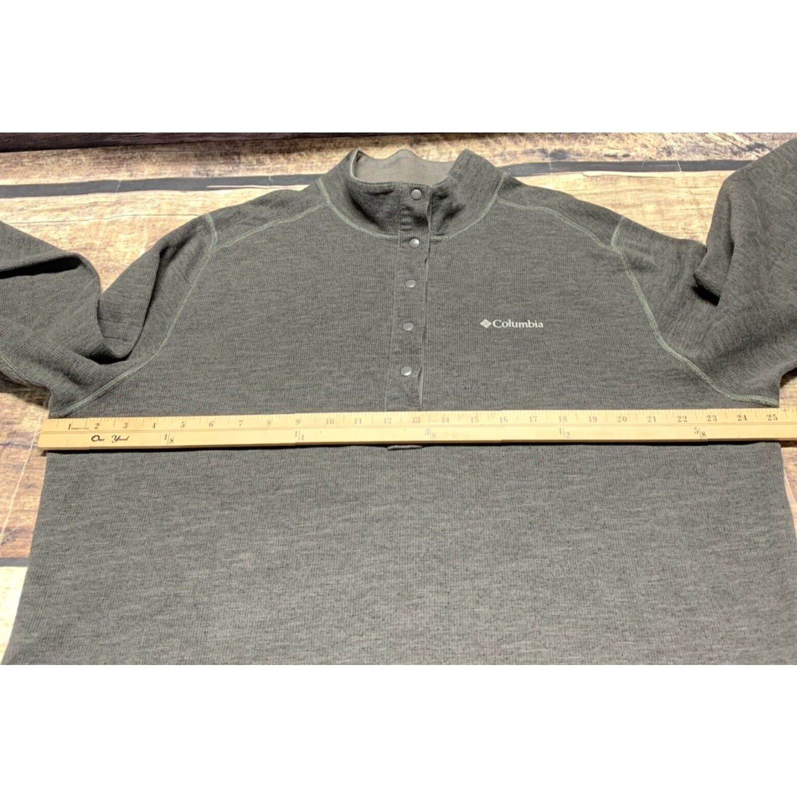 Logo 7 Columbia Mens Shirt XL Gray 1/4 Snap Pullover Warm Logo Activewear Casual Long Sleeve Front Size US XL / EU 56 / 4 - 4 Thumbnail