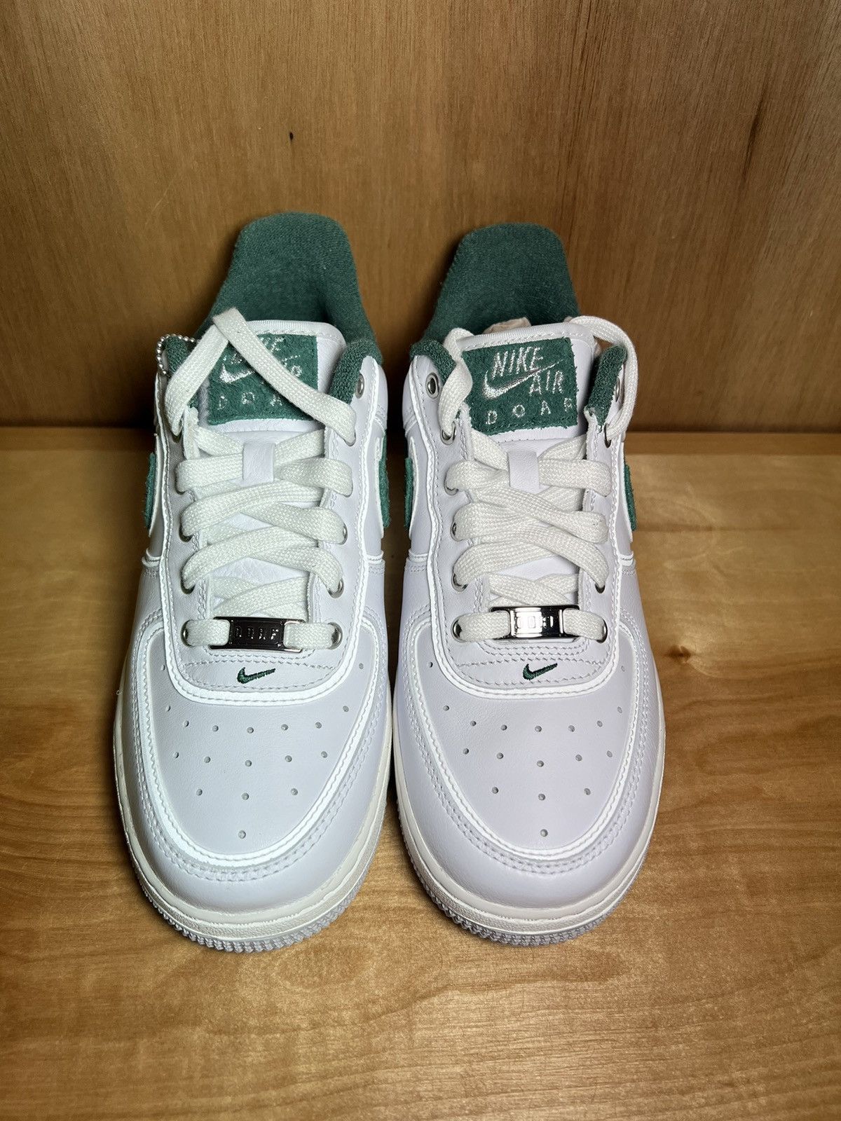 Nike Size 6.5 - AF1 Oregon PE Size US 6.5 / EU 39-40 - 4 Thumbnail