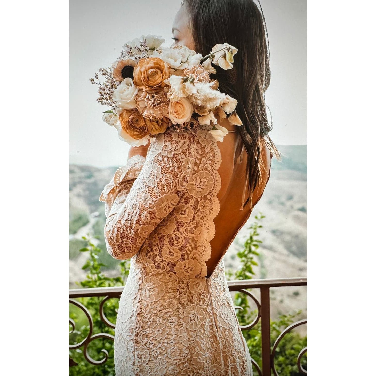 Show Me Your MuMu Show Me Your Mumu Natalie Lo Back Gown Champagne Lace M Size M / US 6-8 / IT 42-44 - 3 Thumbnail
