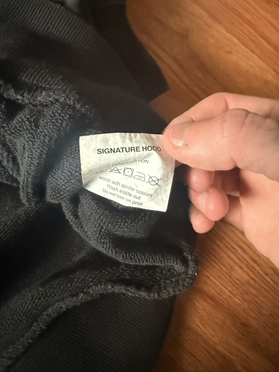 Palace Palace Signature Hood Size US M / EU 48-50 / 2 - 4 Thumbnail