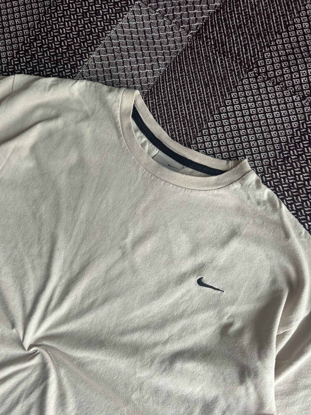 Nike Vintage Nike 90s Boxy Fit T-Shirt Beige Streetwear Style L Size US L / EU 52-54 / 3 - 4 Thumbnail
