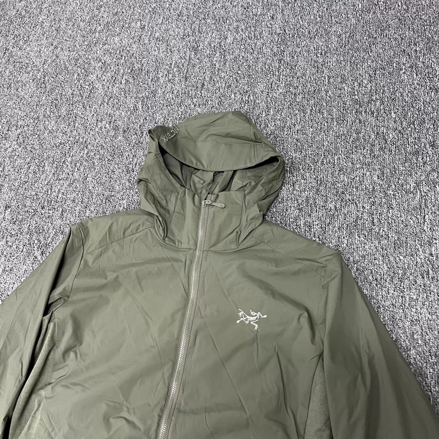 Arc'teryx Arcteryx Atom LT Softshell L Deep Green NWT Size L / US 10 / IT 46 - 3 Thumbnail
