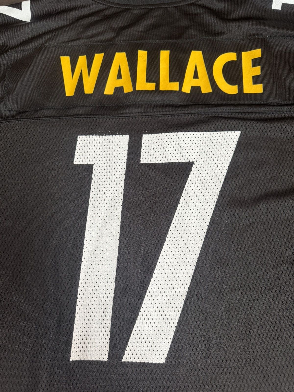 Reebok Reebok Mike Wallace #17 Pittsburgh Steelers NFL Home Jersey Size US L / EU 52-54 / 3 - 8 Thumbnail