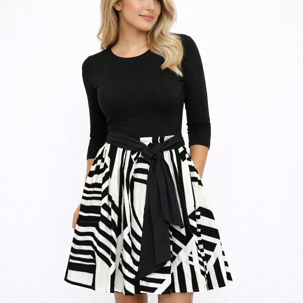 Vacation Connection 18 B&W Geometric Print 1/2 Circle Swing Skirt Size 32" / US 10 / IT 46 - 1 Thumbnail