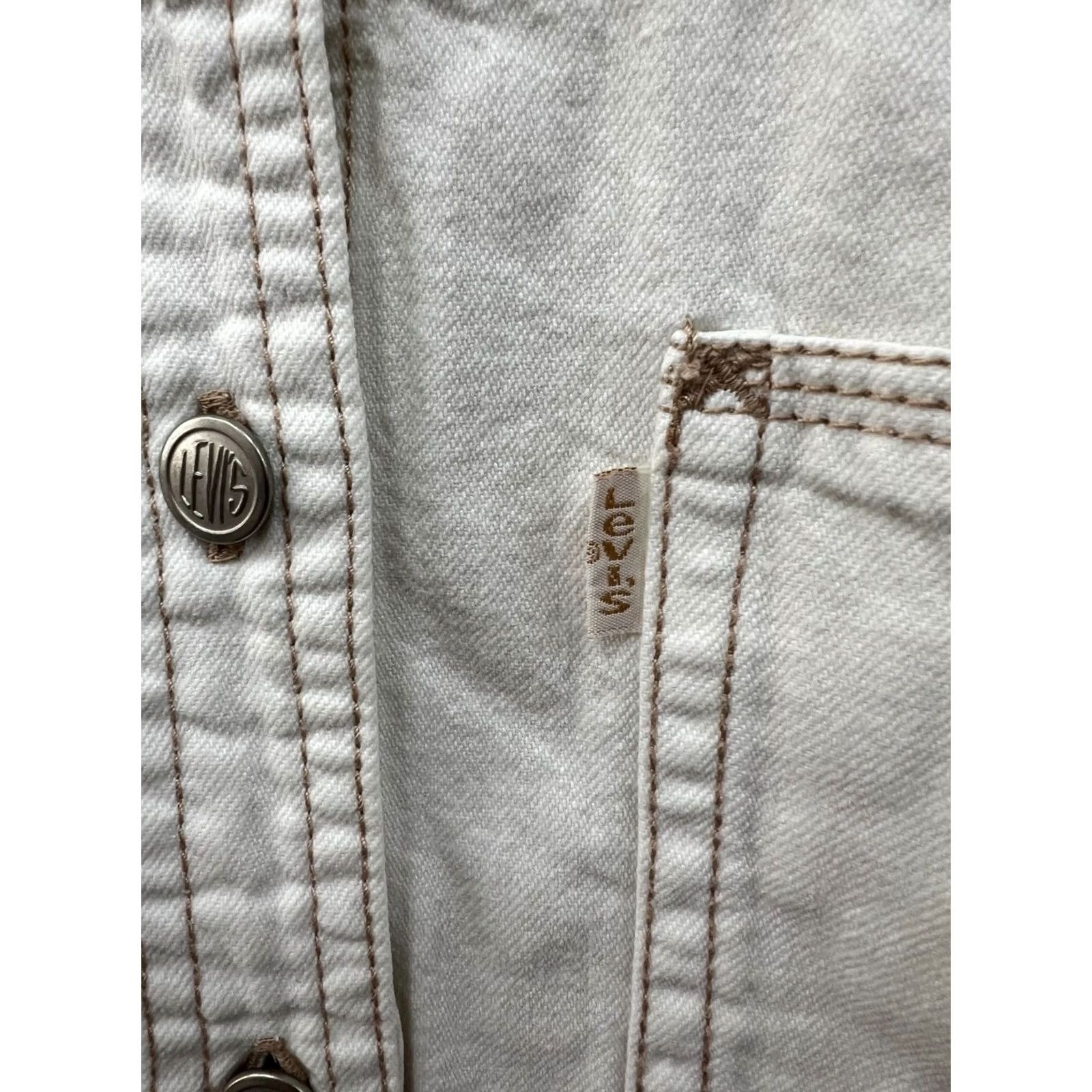 Levi's Levis Denim Jacket Womens M White Vintage Trucker Jacket, Denim, Button Snap Zip Closure, Casual, 90s Decade, Womens Size M / US 6-8 / IT 42-44 - 3 Thumbnail